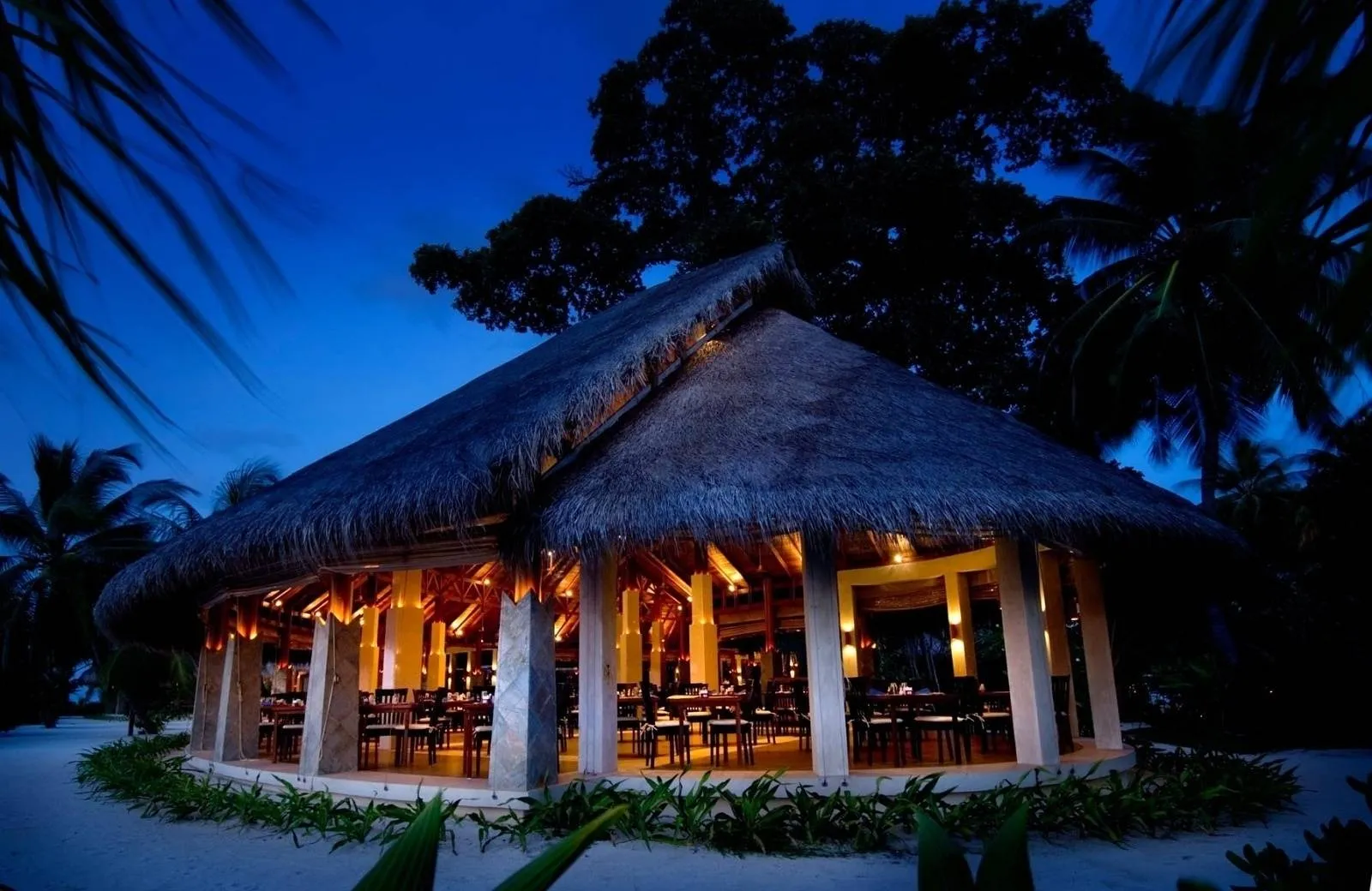 Kuramathi Maldives 4*