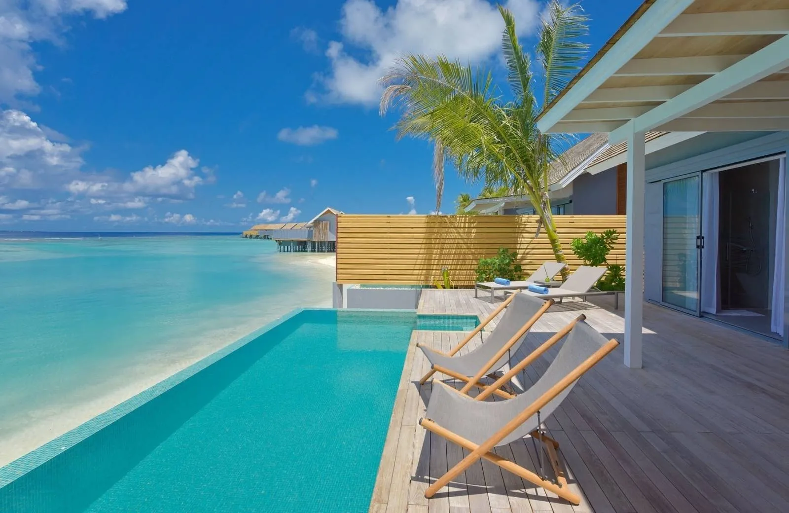 Kuramathi Maldives 4*