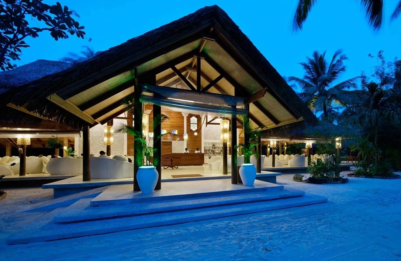 Kuramathi Maldives 4*