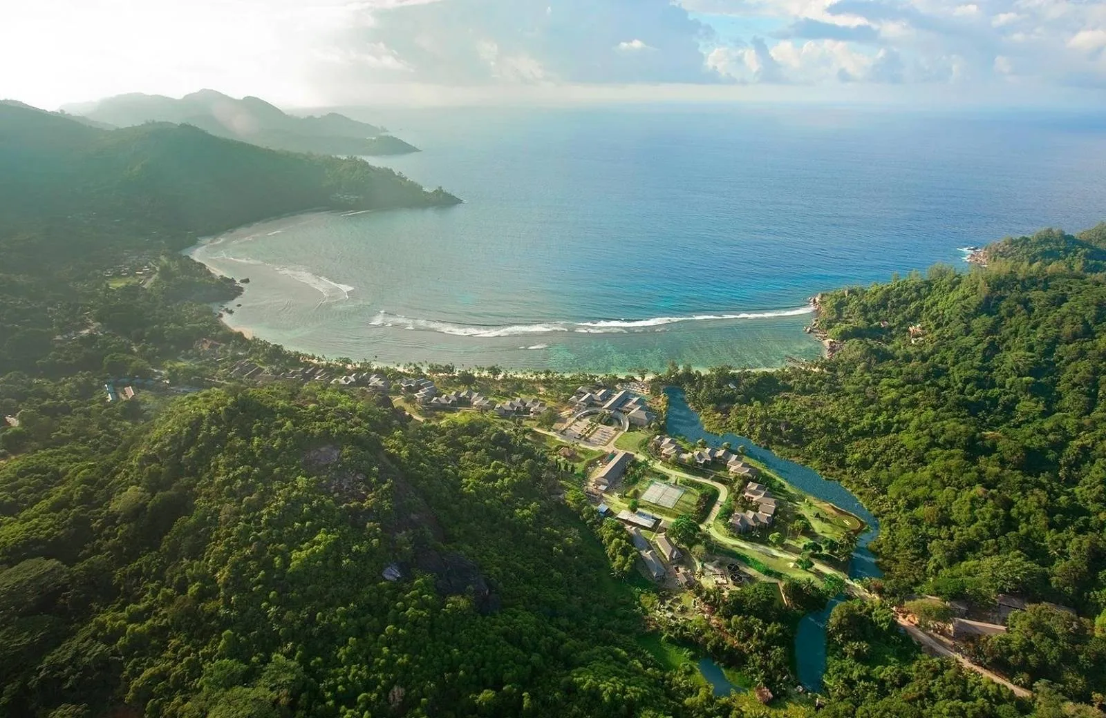 Kempinski Seychelles Resort 5*