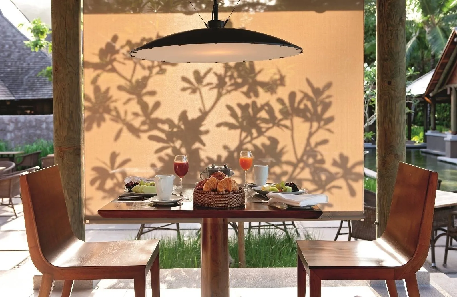 Constance Ephelia 5*