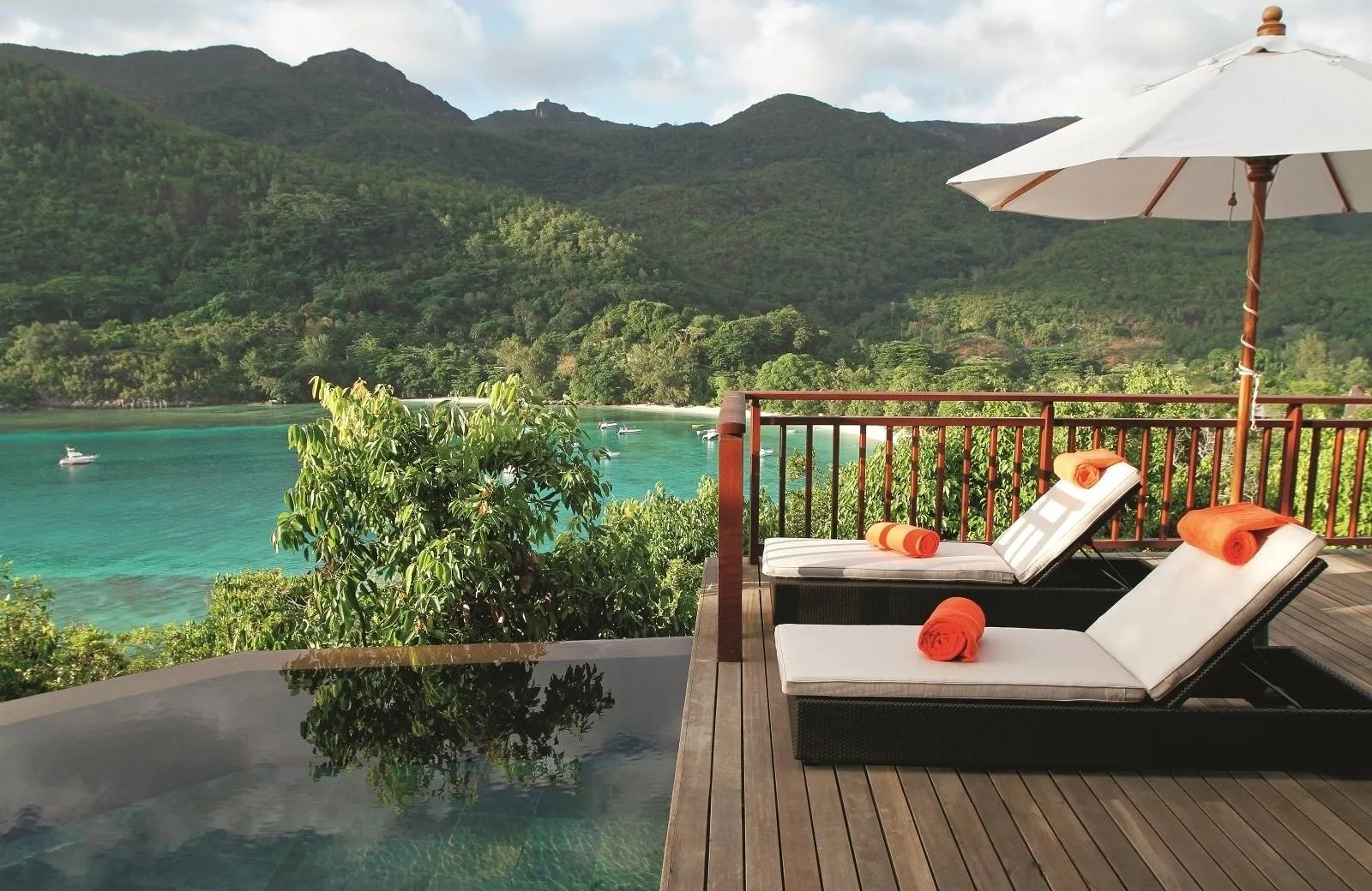 Constance Ephelia 5*