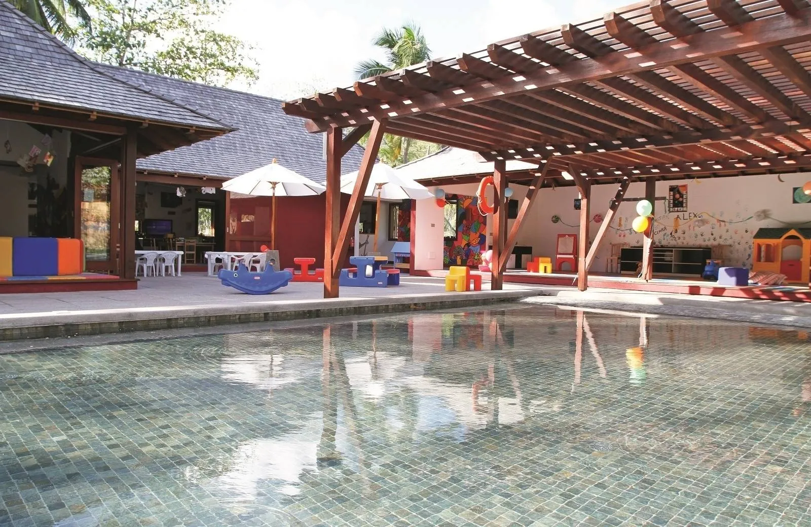 Constance Ephelia 5*