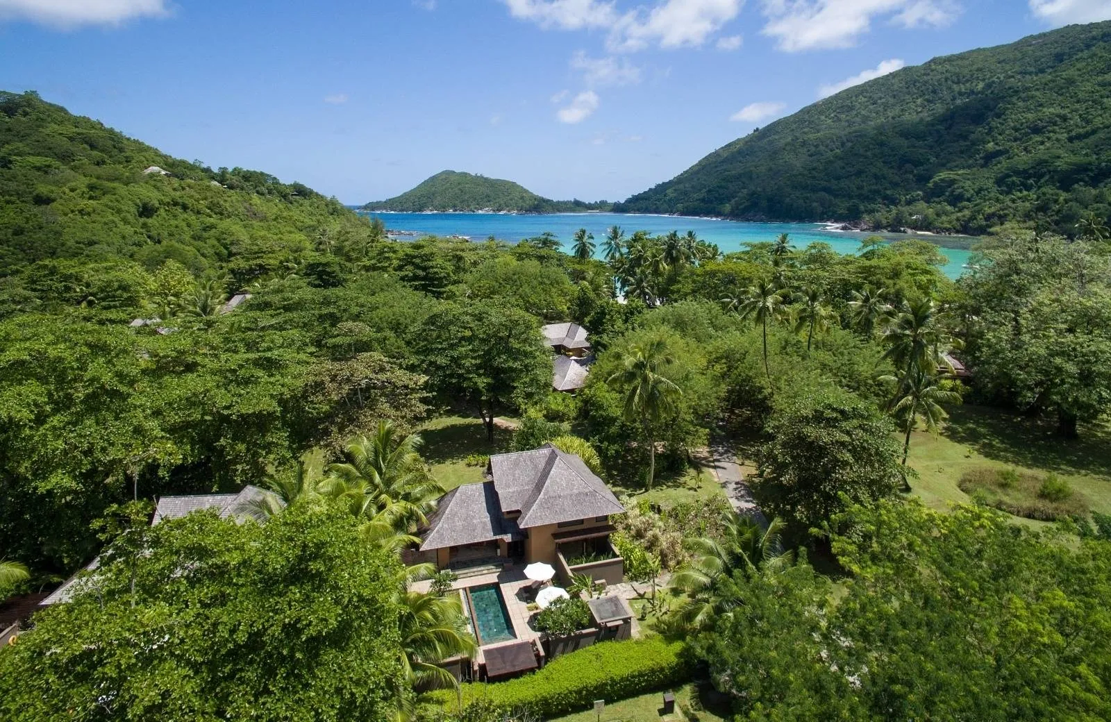 Constance Ephelia 5*