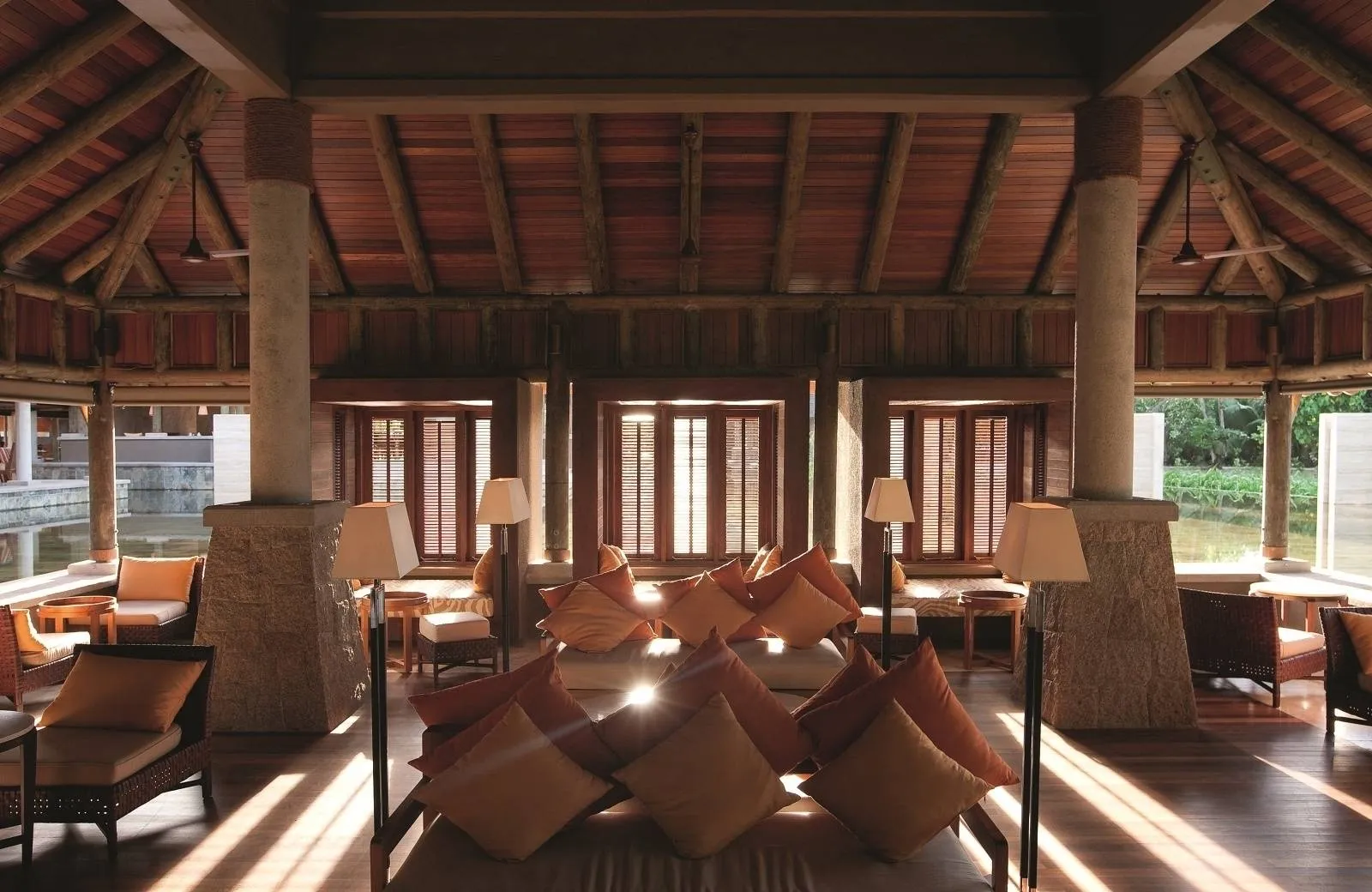 Constance Ephelia 5*