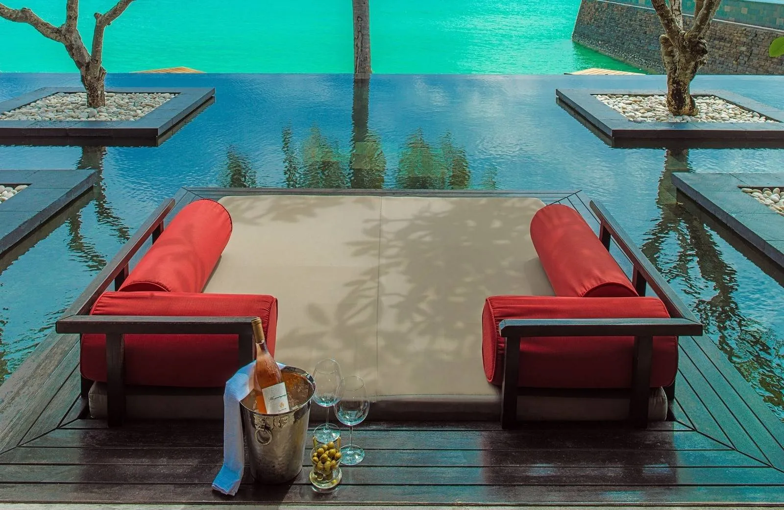 One&Only Reethi Rah 5*