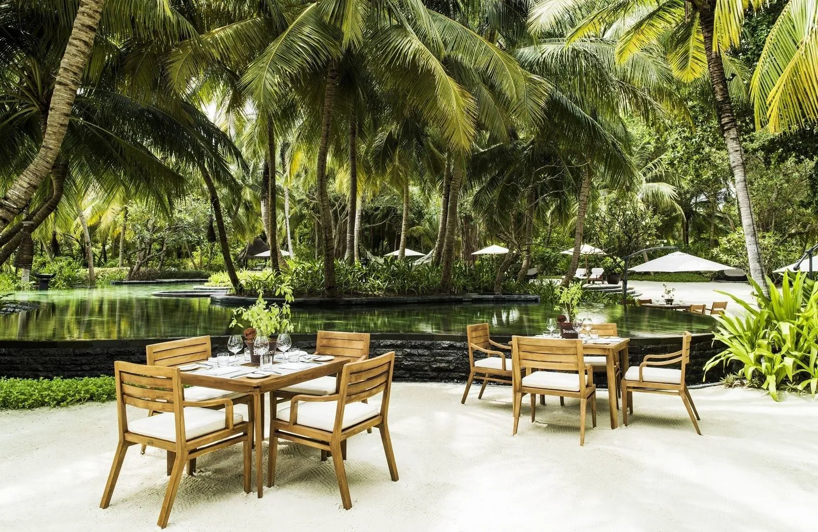 One&Only Reethi Rah 5*