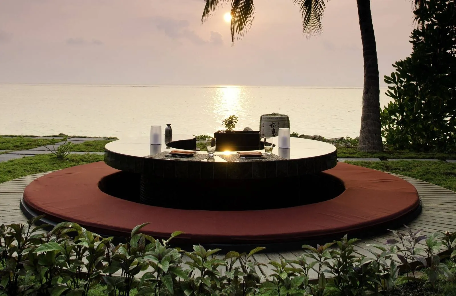 One&Only Reethi Rah 5*