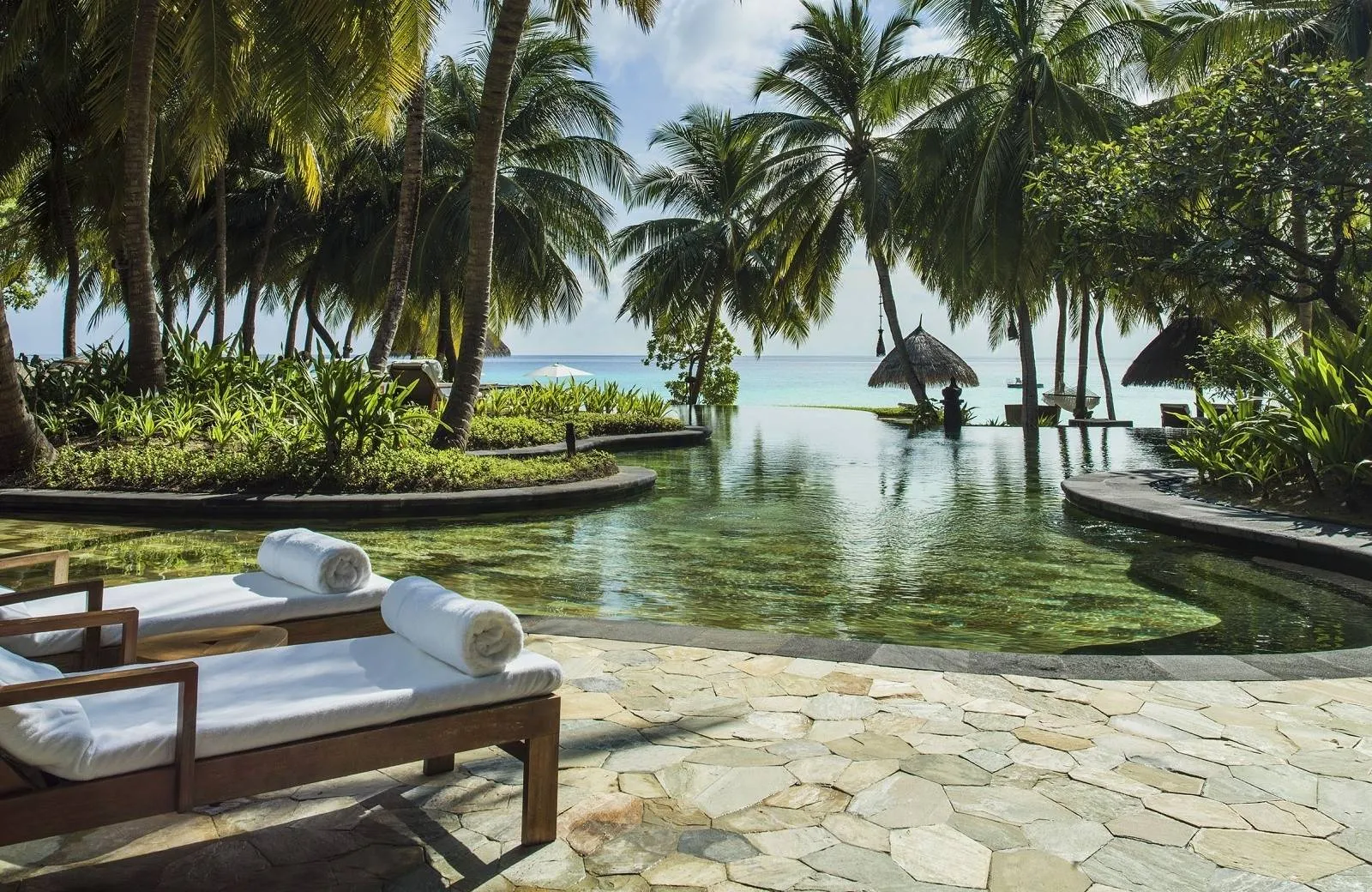 One&Only Reethi Rah 5*