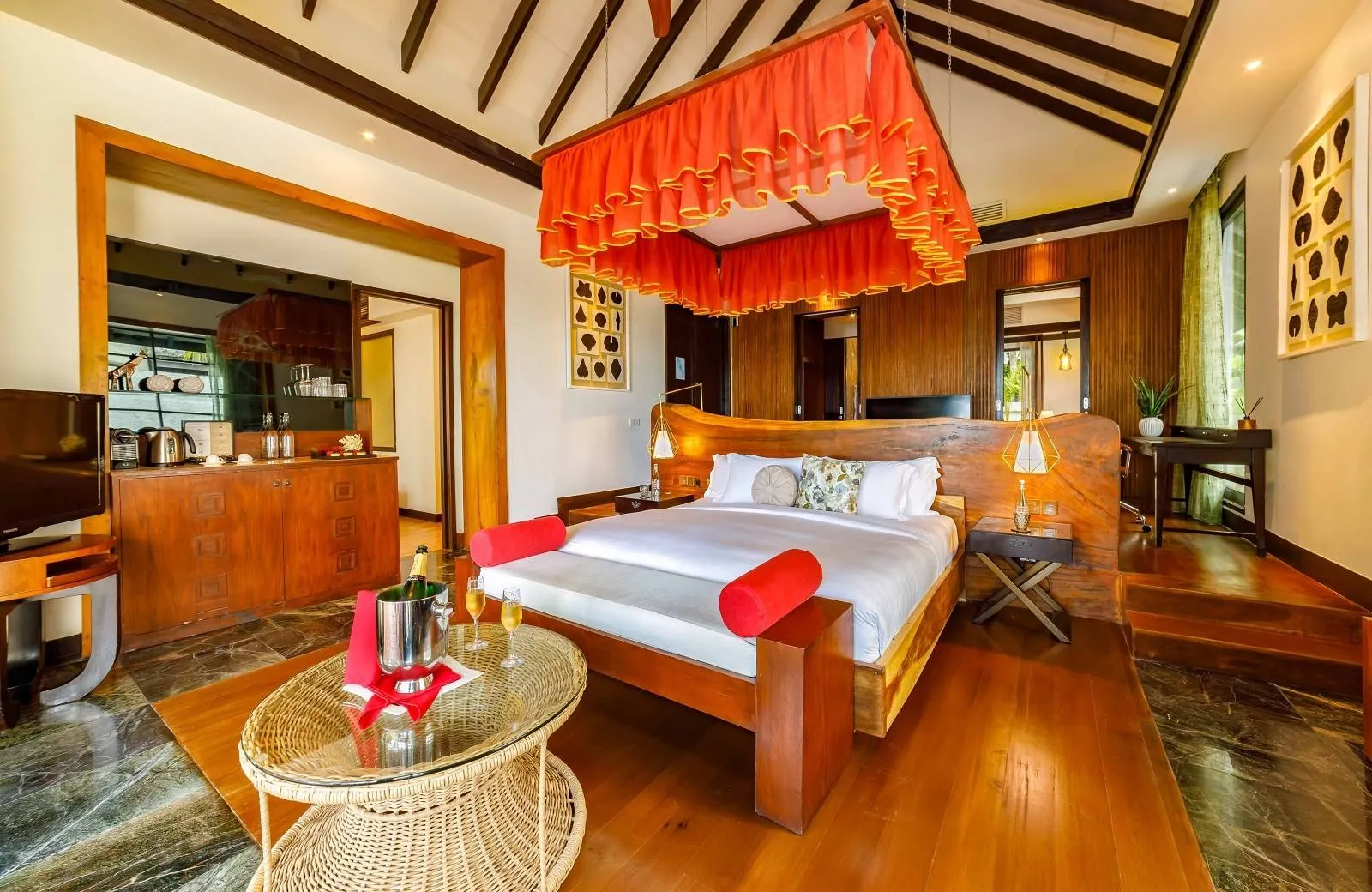 OZEN Reserve Bolifushi (ex. Jumeirah Vittaveli) 5*