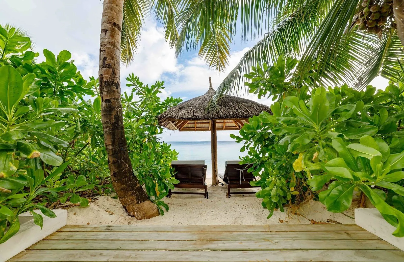 OZEN Reserve Bolifushi 5*