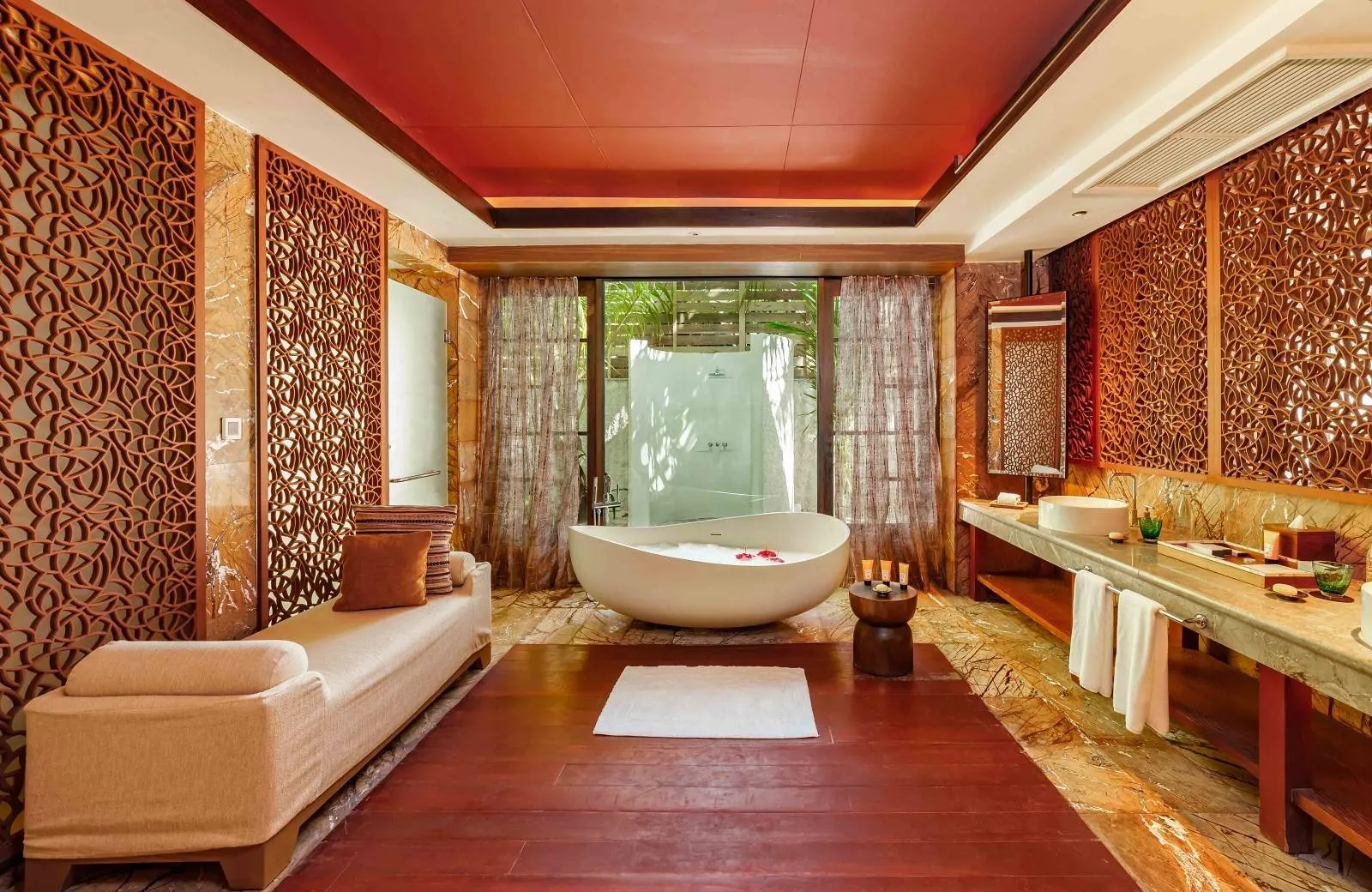 OZEN Reserve Bolifushi 5*