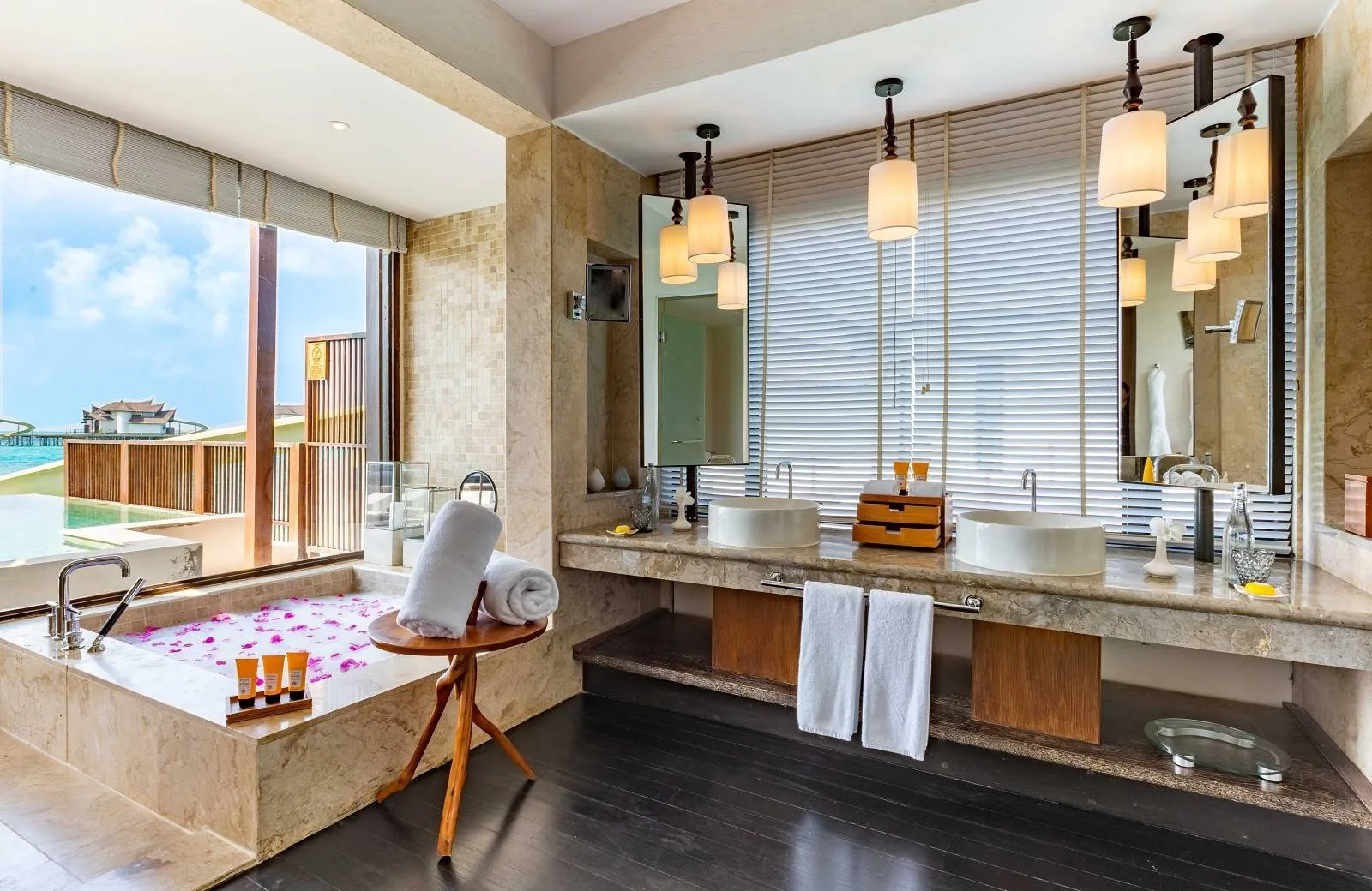 OZEN Reserve Bolifushi 5*