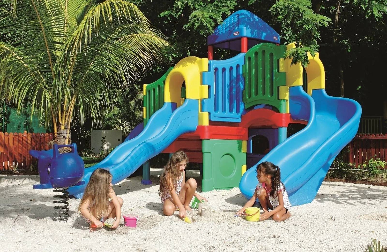 Constance Lemuria 5*