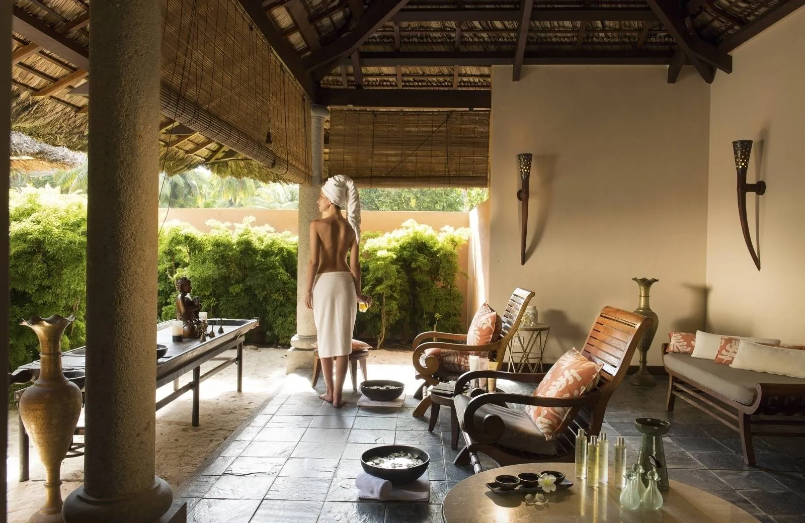 Constance Lemuria 5*