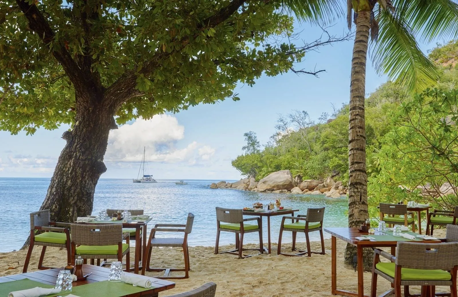 Constance Lemuria 5*