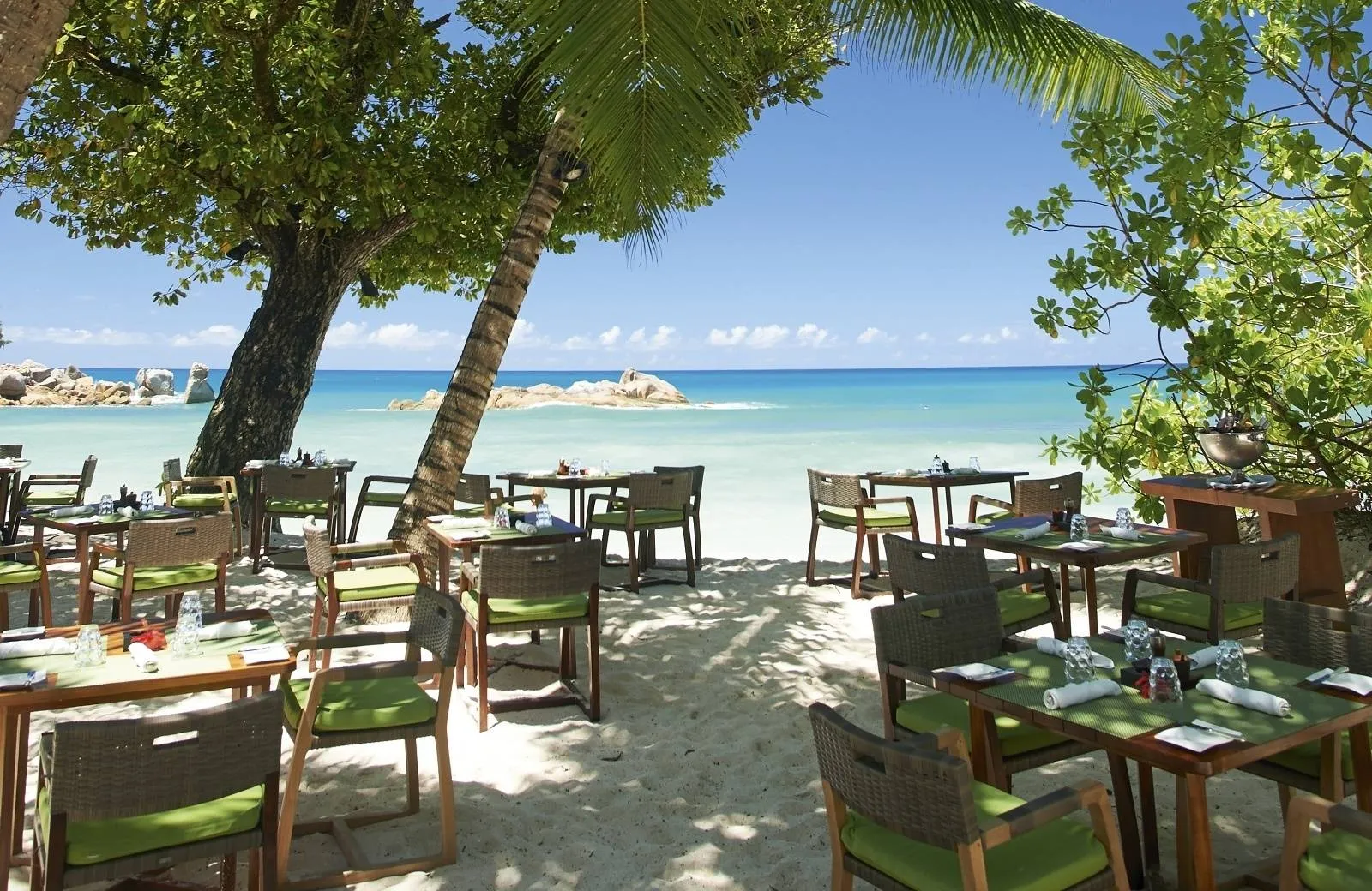 Constance Lemuria 5*