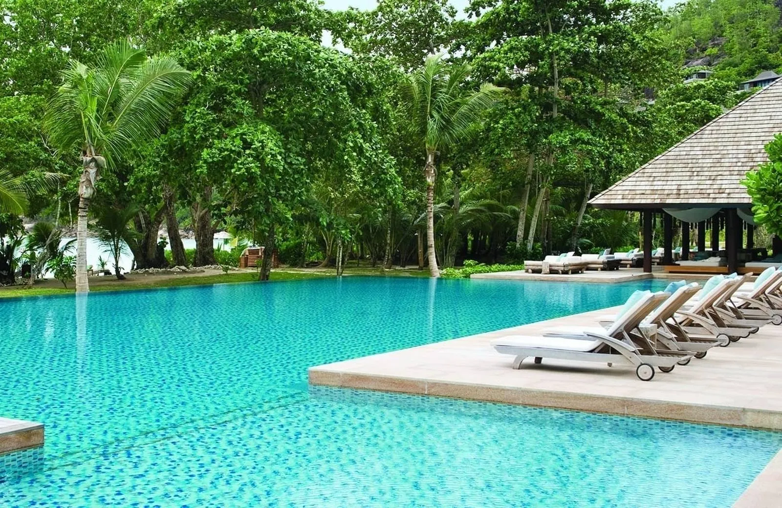 Four Seasons Resort Seychelles 5*