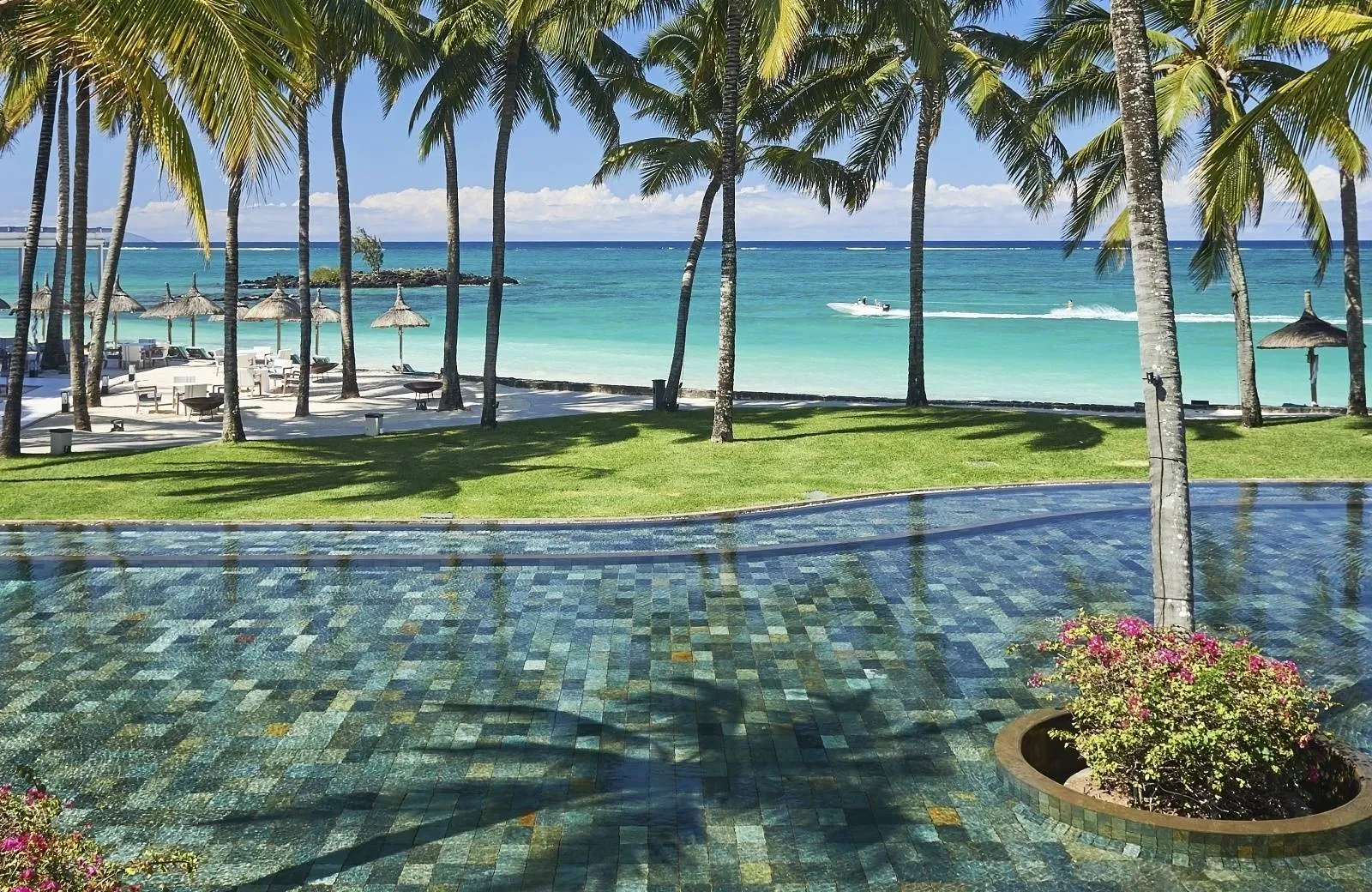 Constance Belle Mare Plage 5*