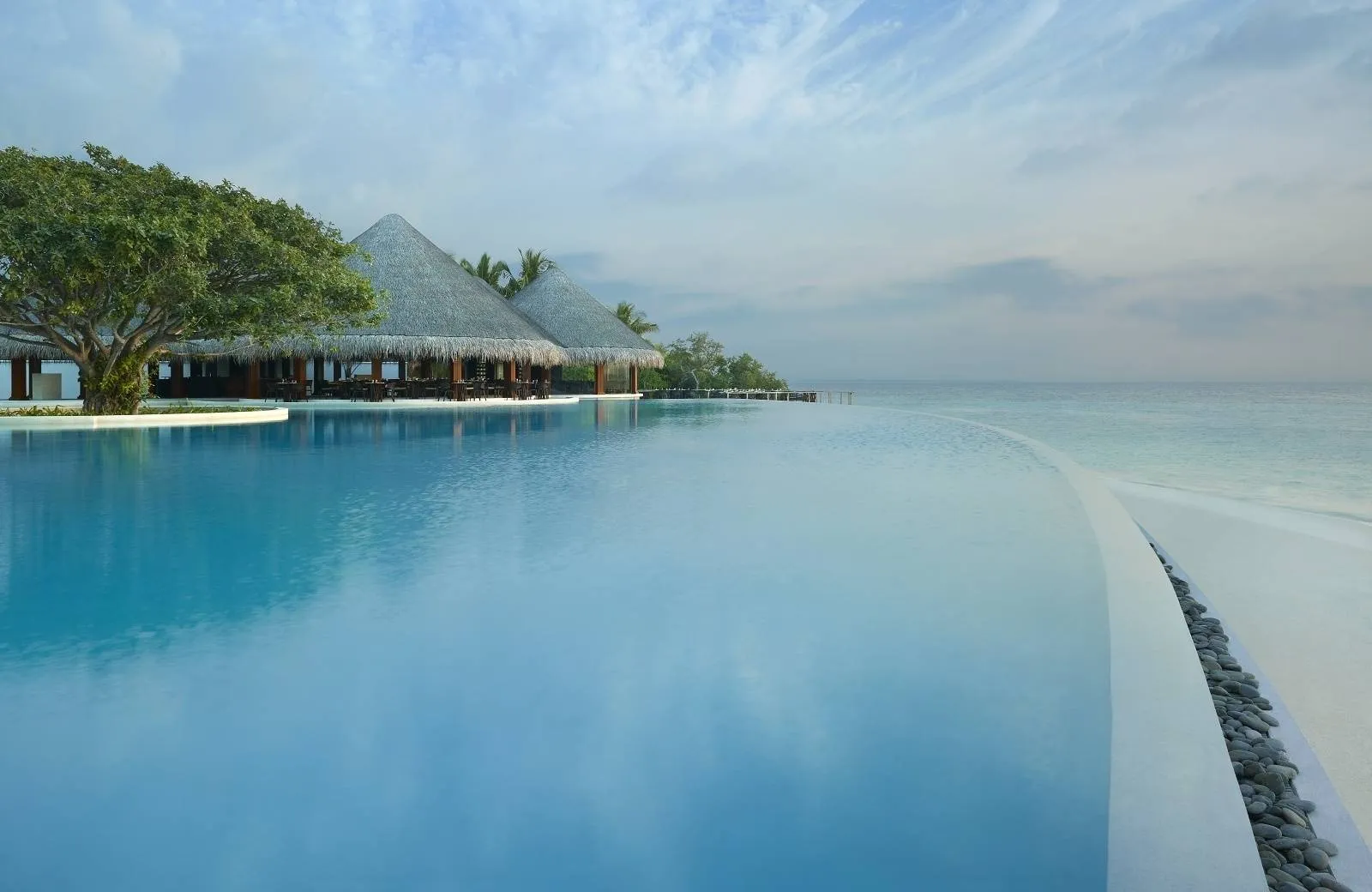 Dusit Thani Maldives 5*