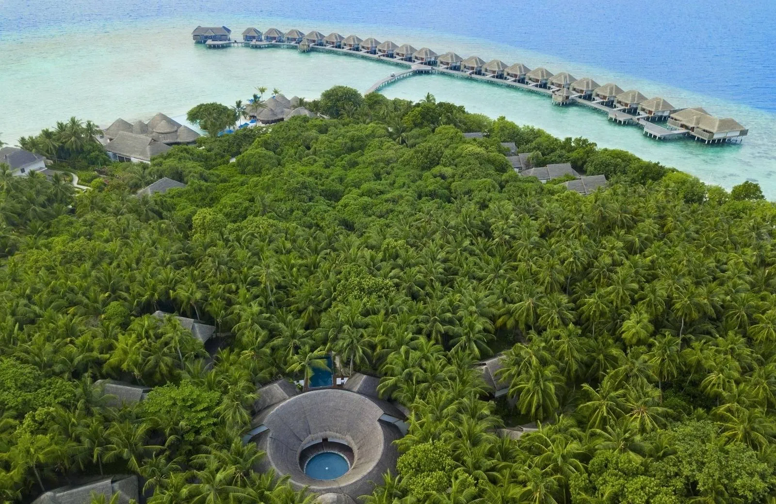 Dusit Thani Maldives 5*