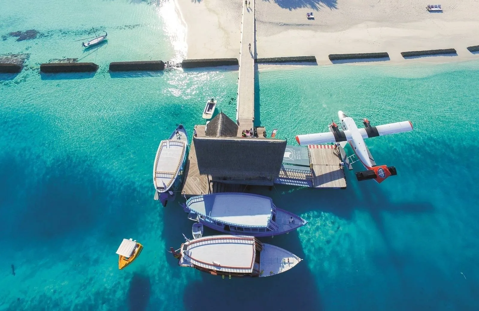 Constance Moofushi Maldives 5*