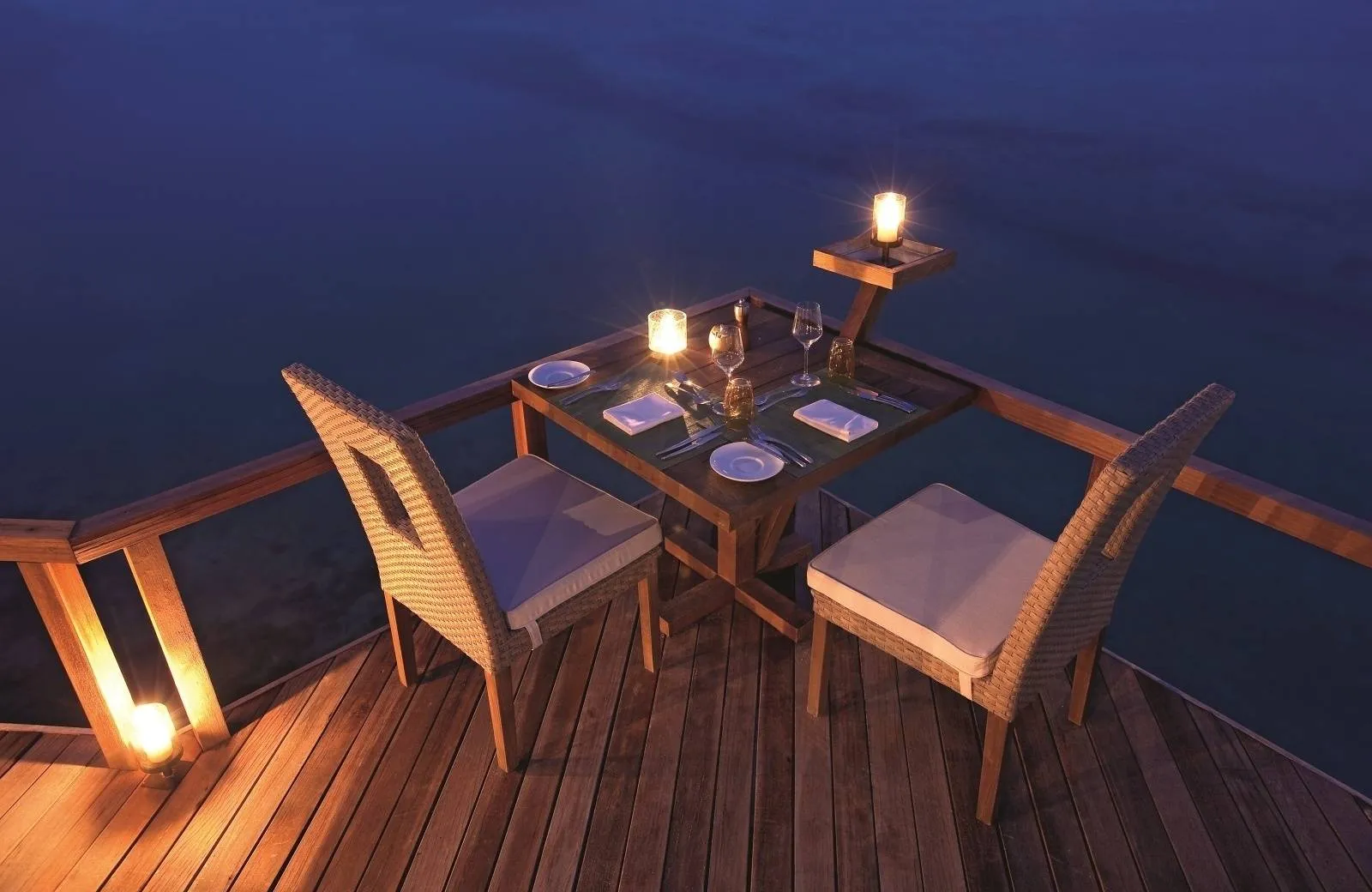 Constance Moofushi Maldives 5*