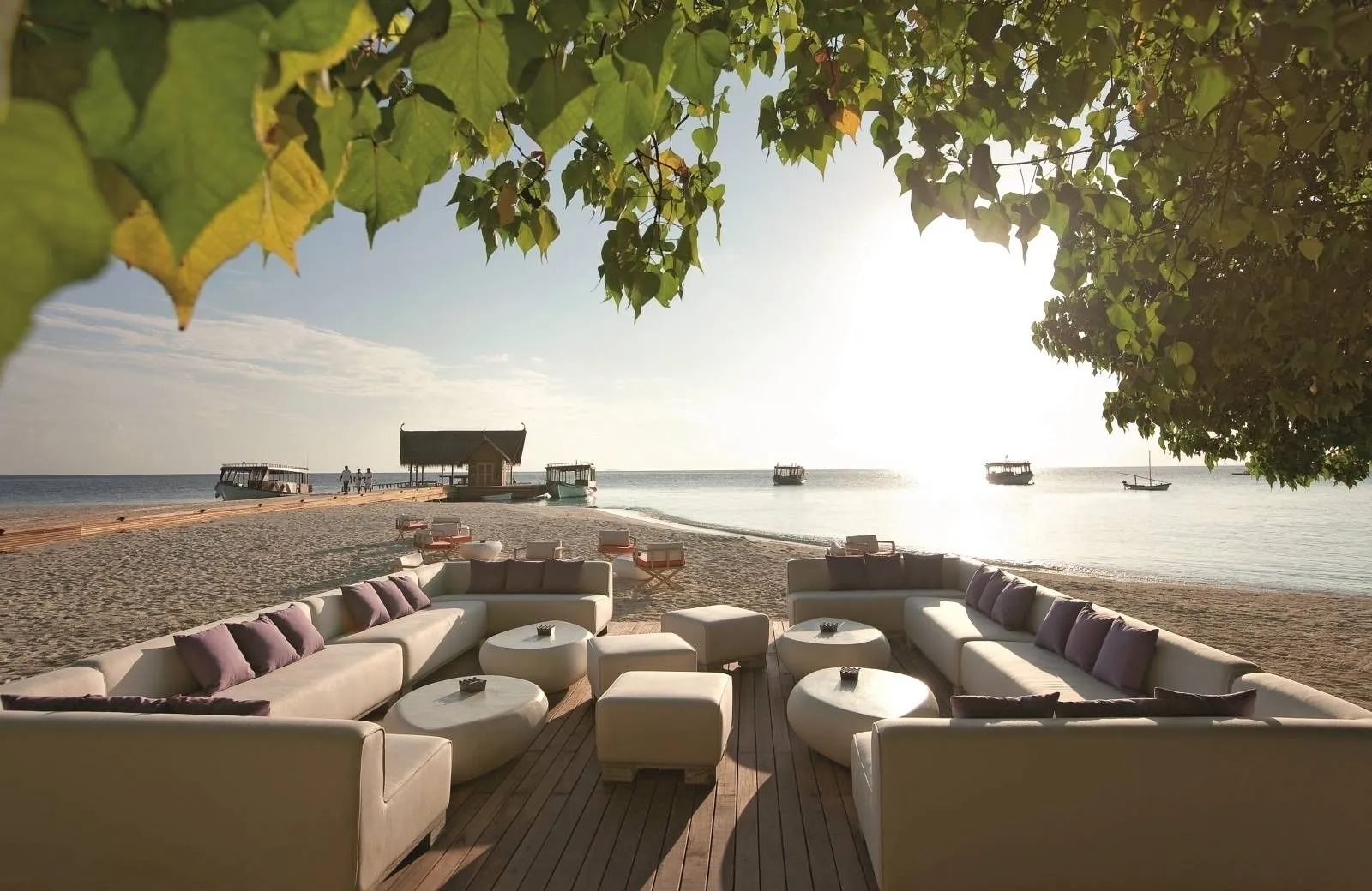 Constance Moofushi Maldives 5*