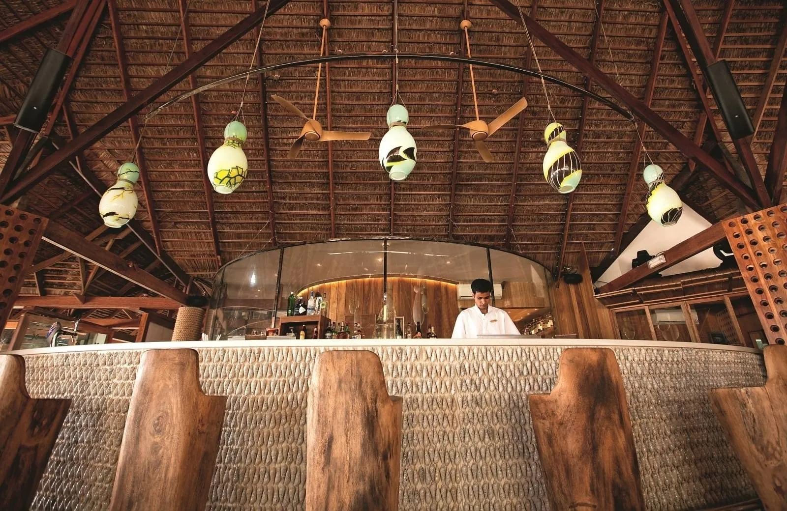 Constance Moofushi Maldives 5*