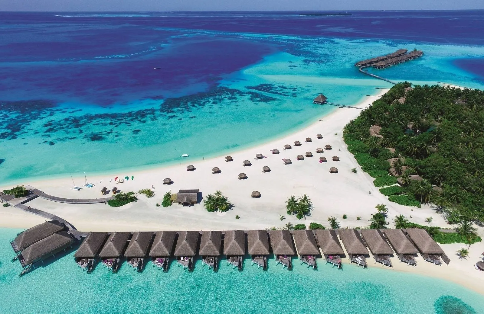 Constance Moofushi Maldives 5*
