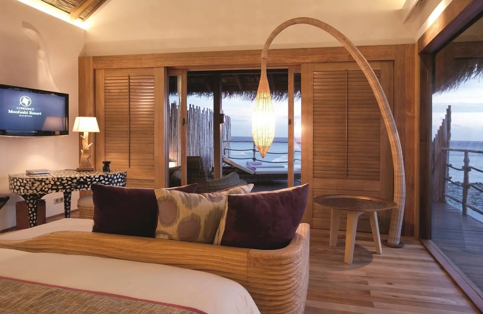 Constance Moofushi Maldives 5*