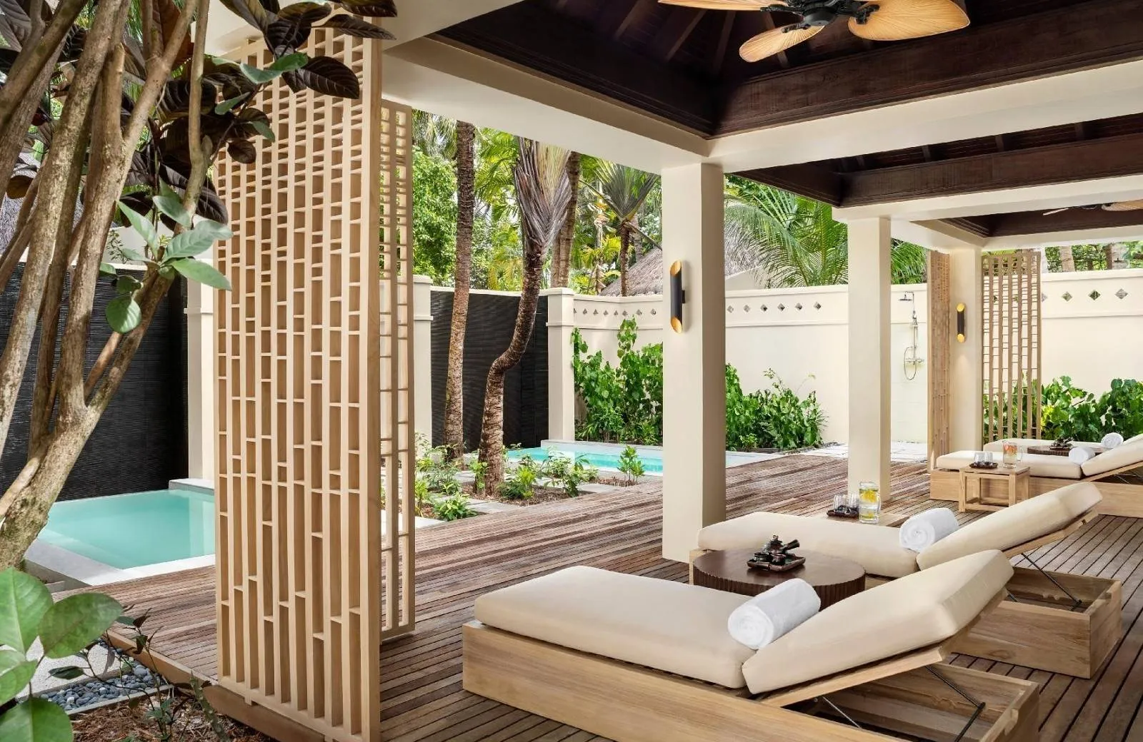 Anantara Veli Maldives Resort 5*