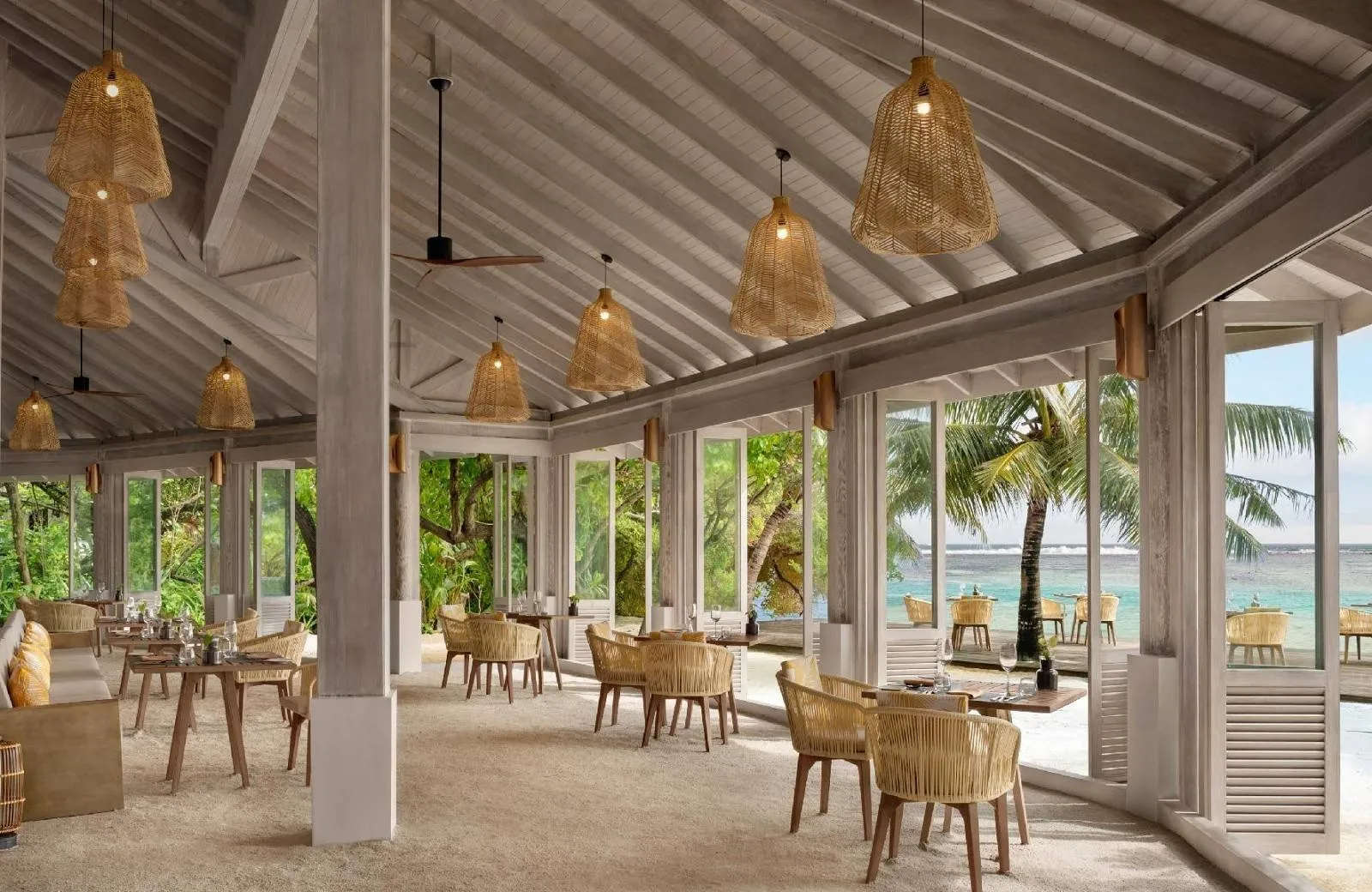 Anantara Veli Maldives Resort 5*