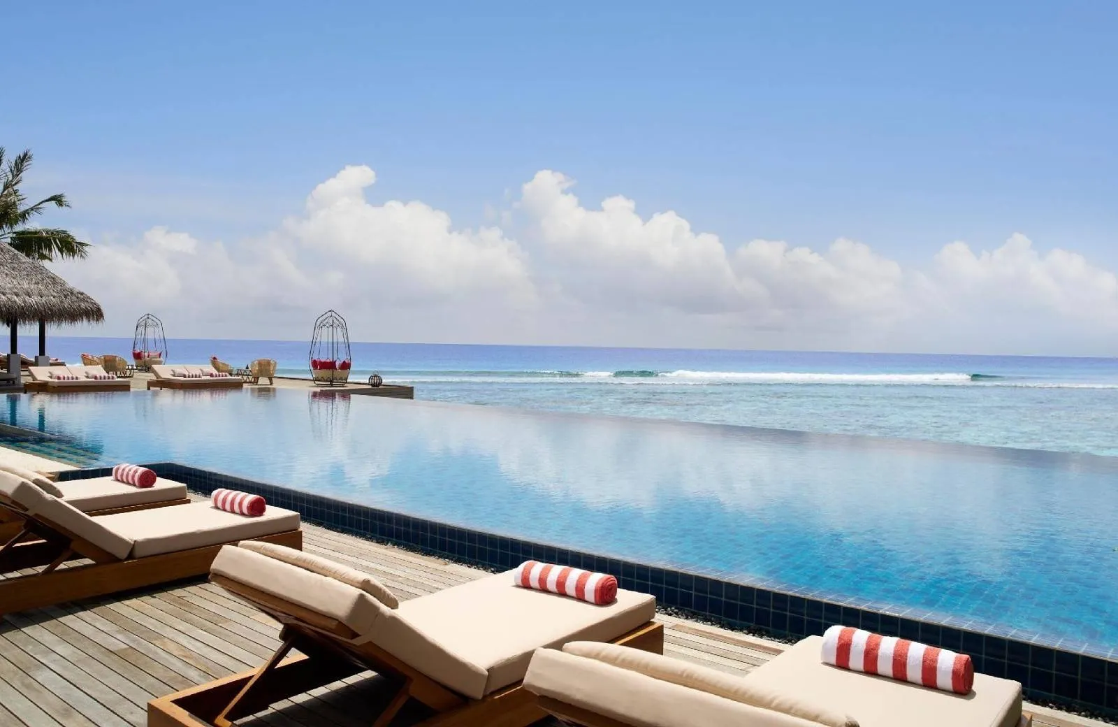 Anantara Veli Maldives Resort 5*