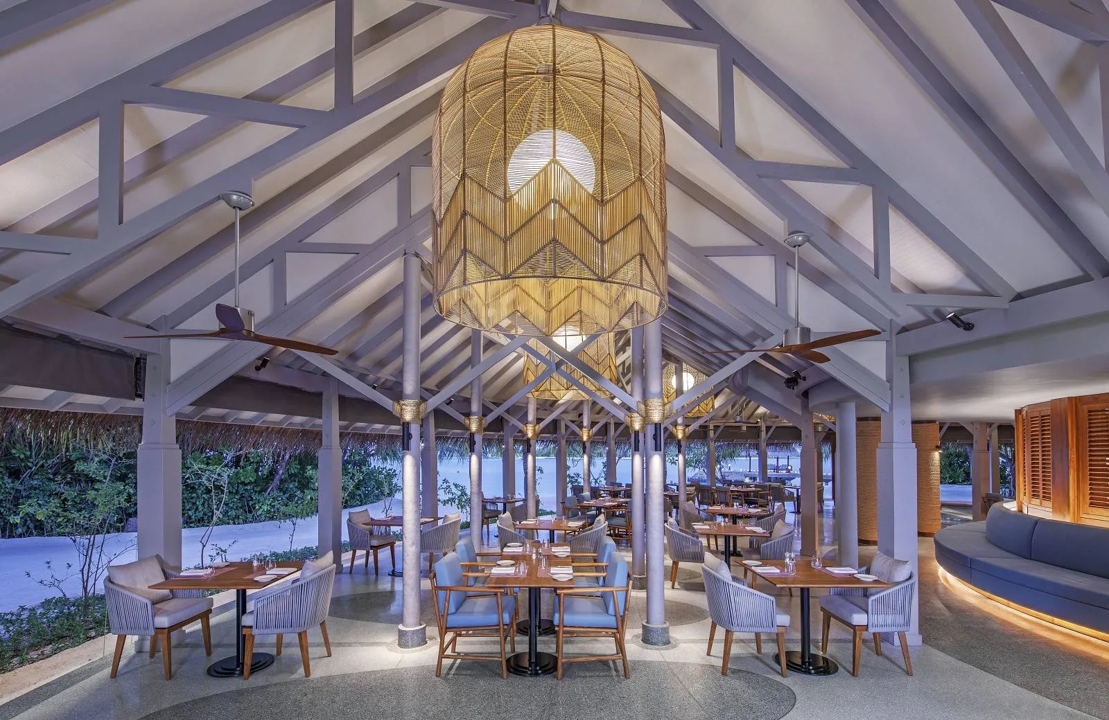 Anantara Dhigu Maldives Resort 5*