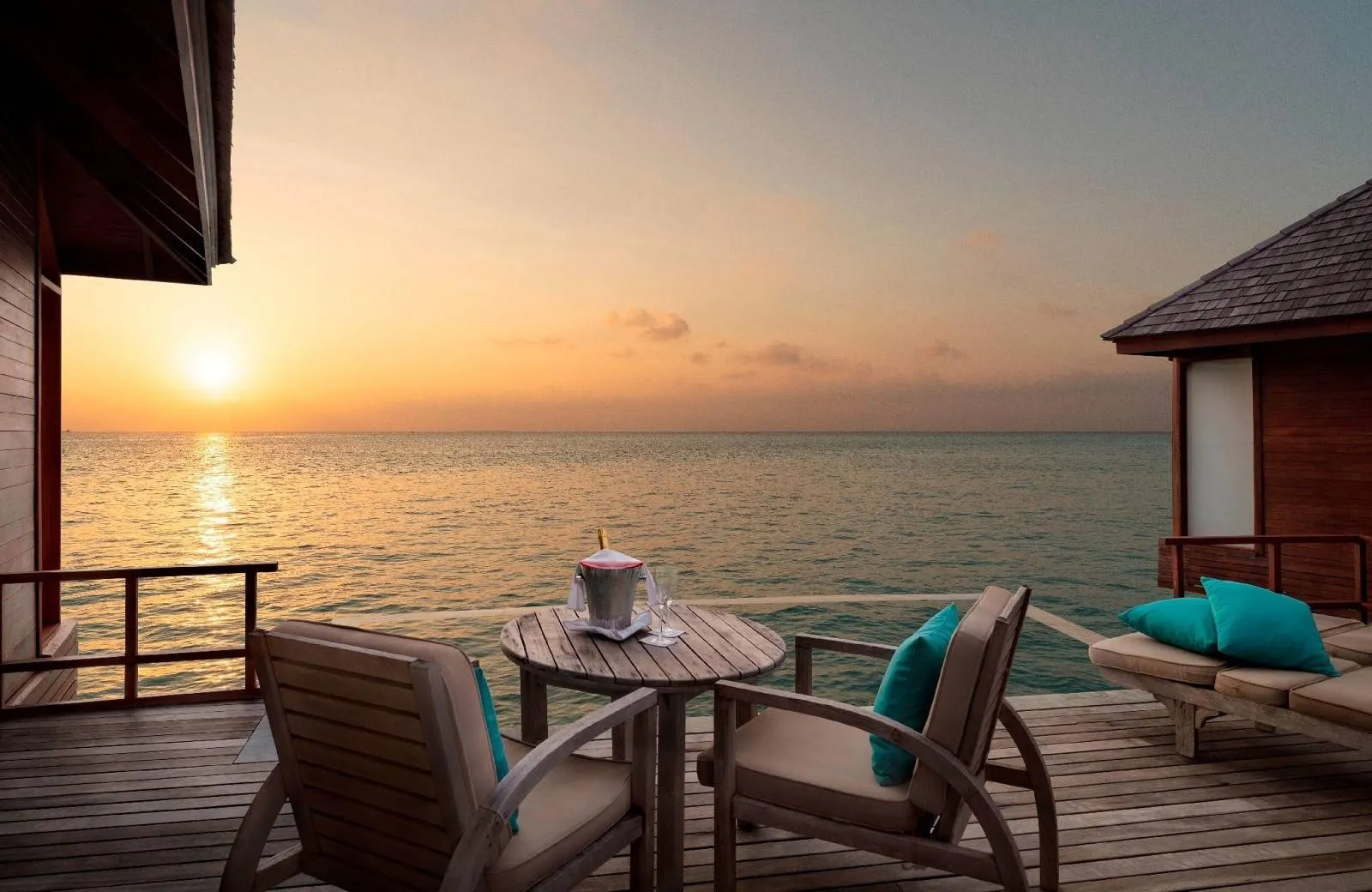 Anantara Dhigu Maldives Resort 5*