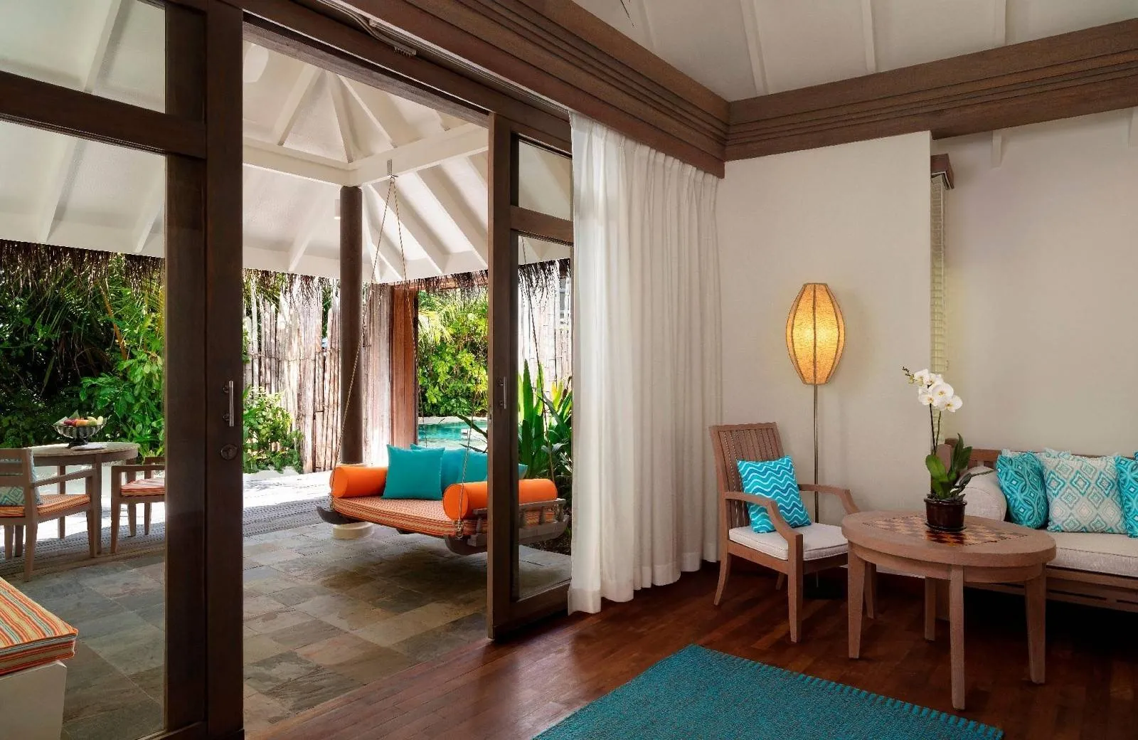 Anantara Dhigu Maldives Resort 5*