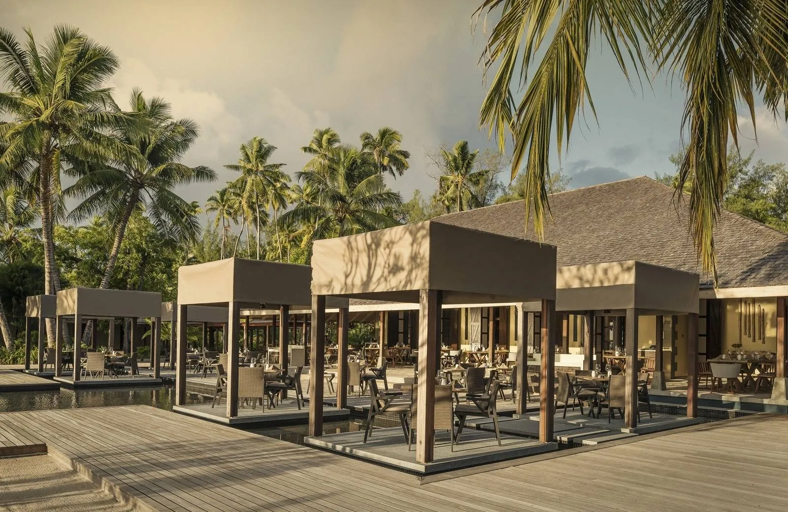 Four Seasons Resort Seychelles at Desroches Island 5*