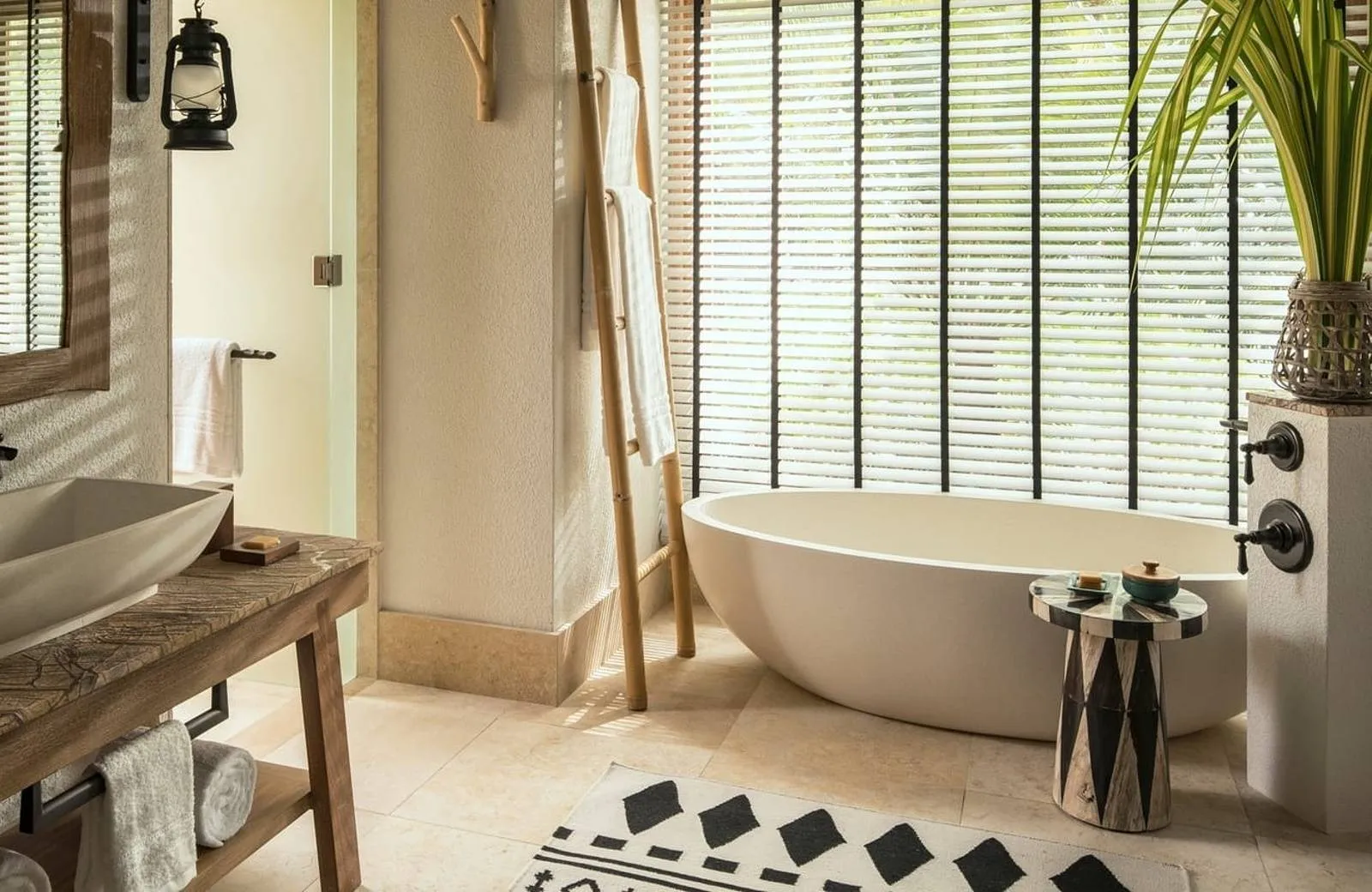 Four Seasons Resort Seychelles at Desroches Island 5*