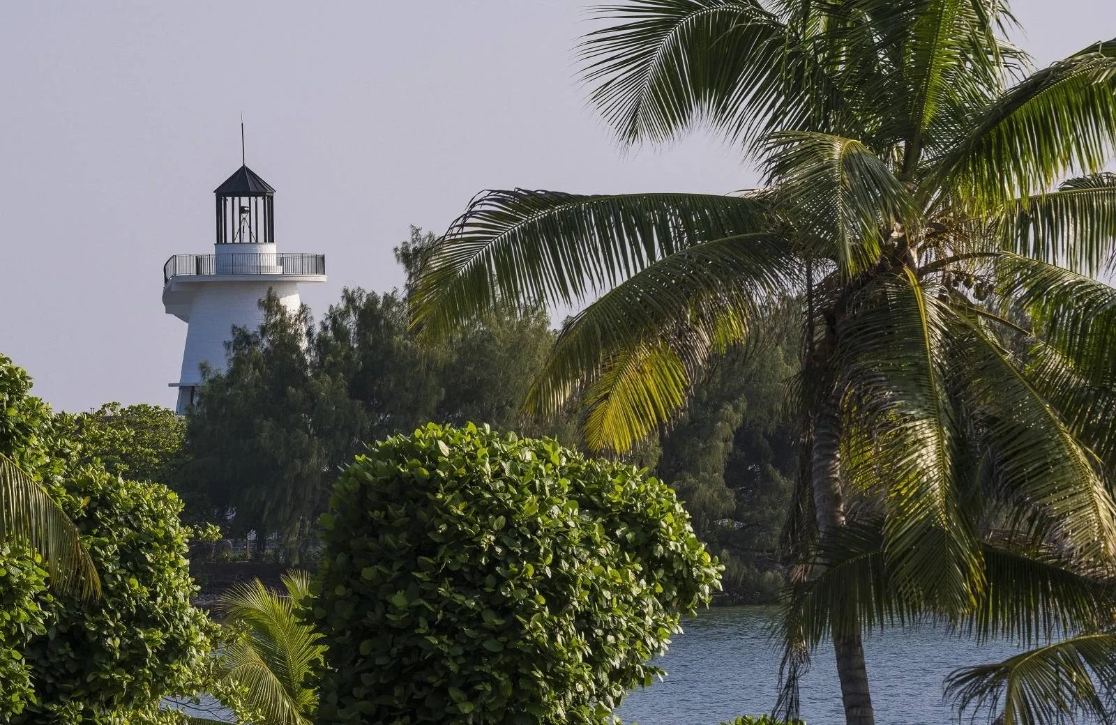 Four Seasons Resort Seychelles at Desroches Island 5*