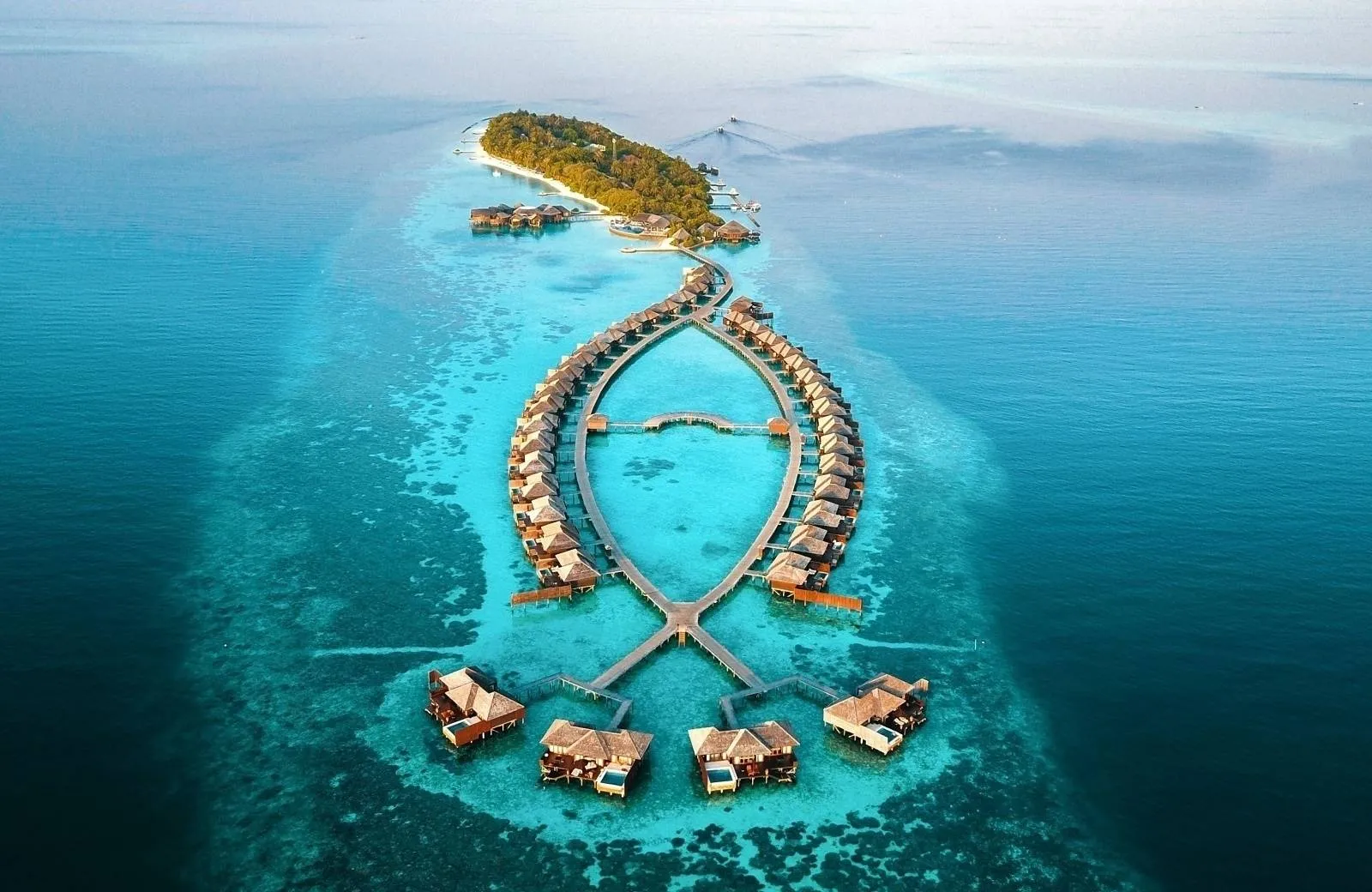 Lily Beach Resort & Spa 5*