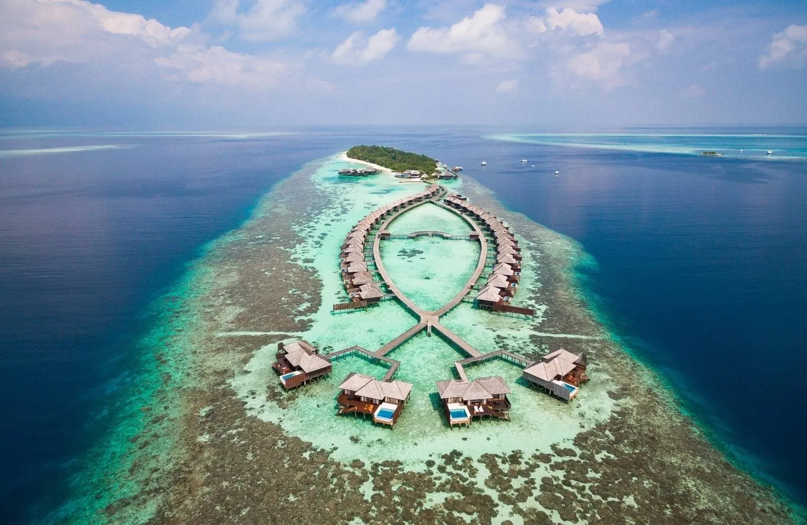 Lily Beach Resort & Spa 5*