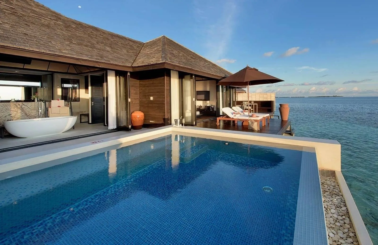 Lily Beach Resort & Spa 5*