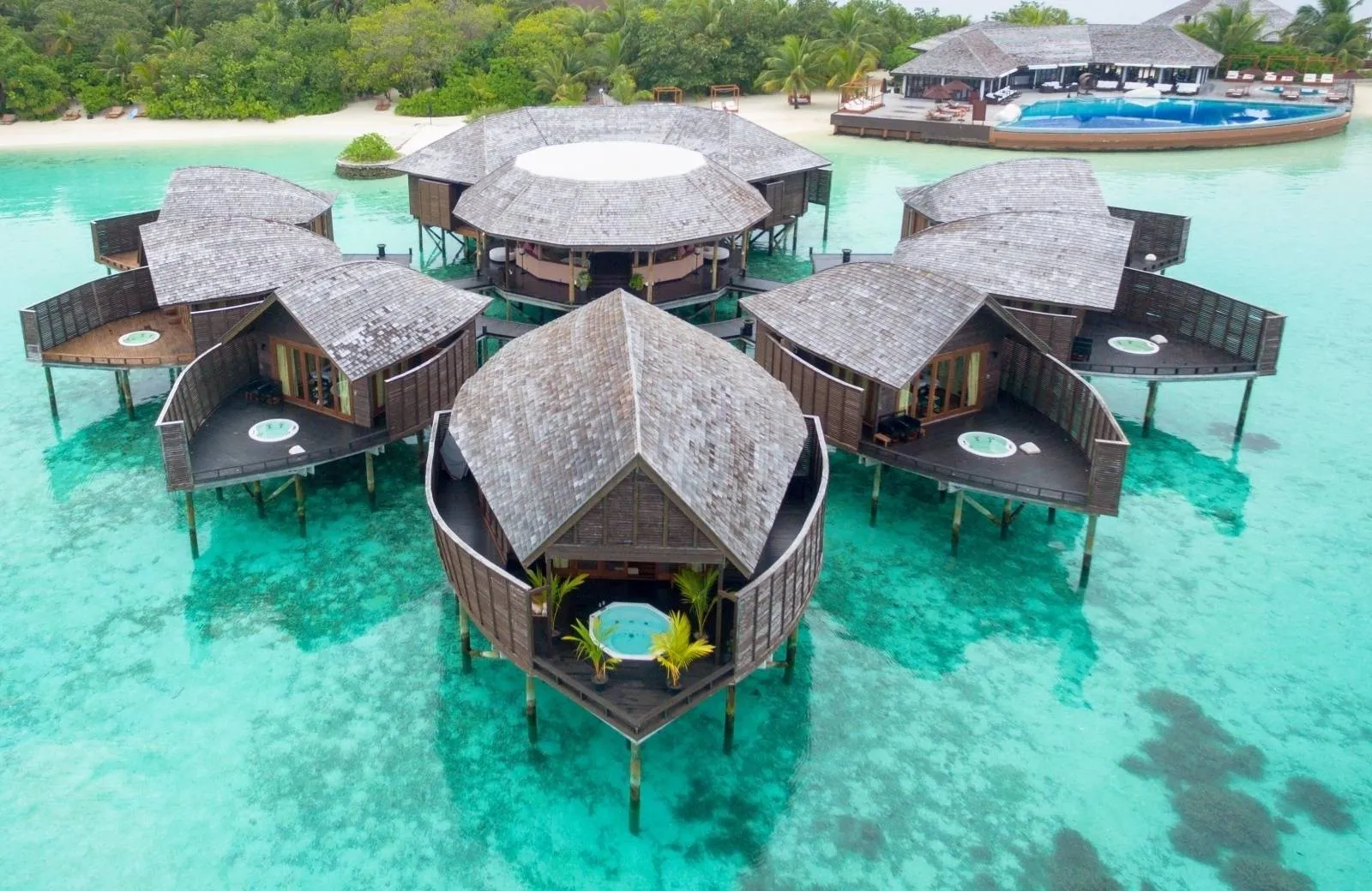 Lily Beach Resort & Spa 5*