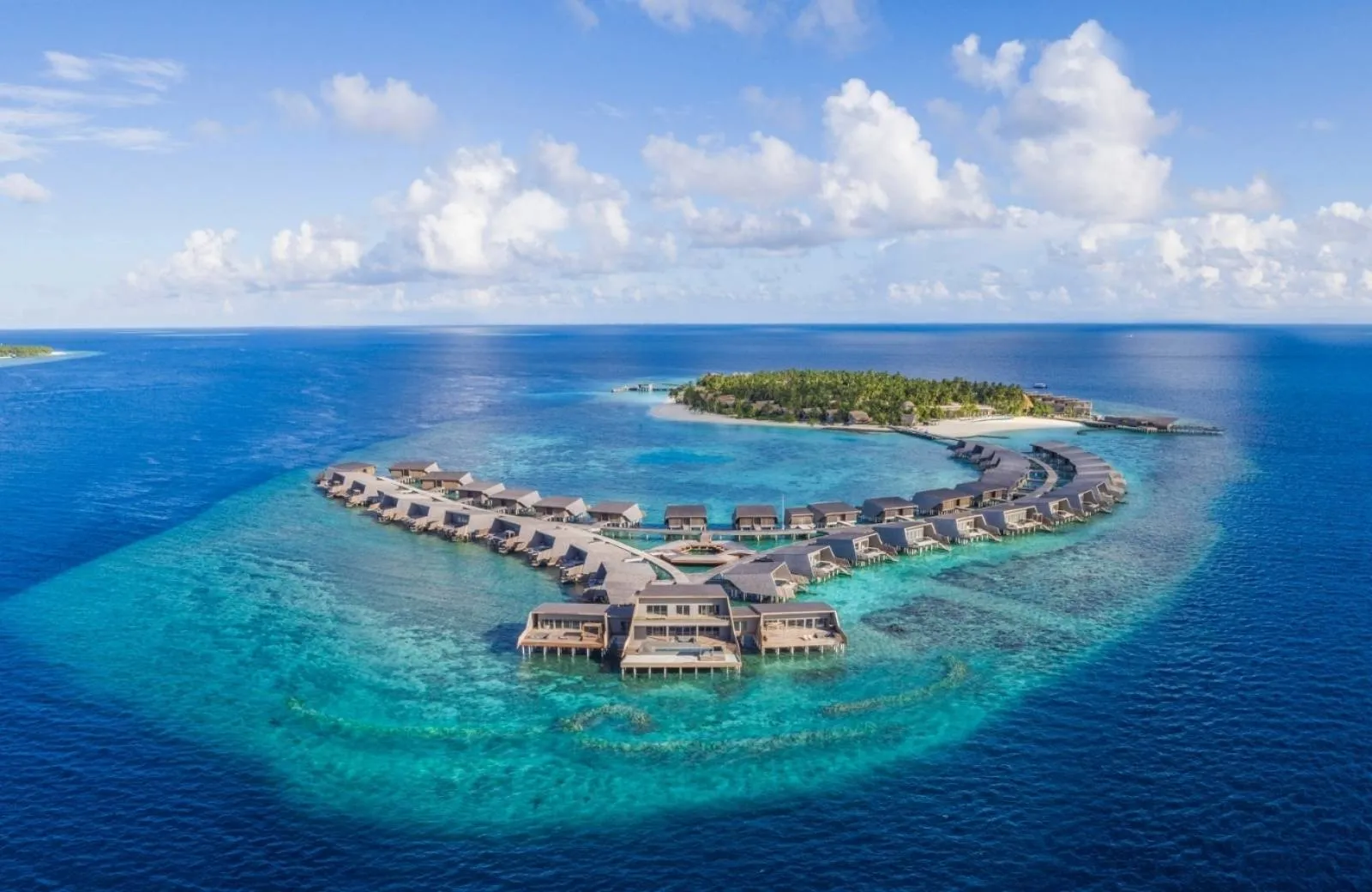 The St. Regis Maldives Vommuli Resort 5*