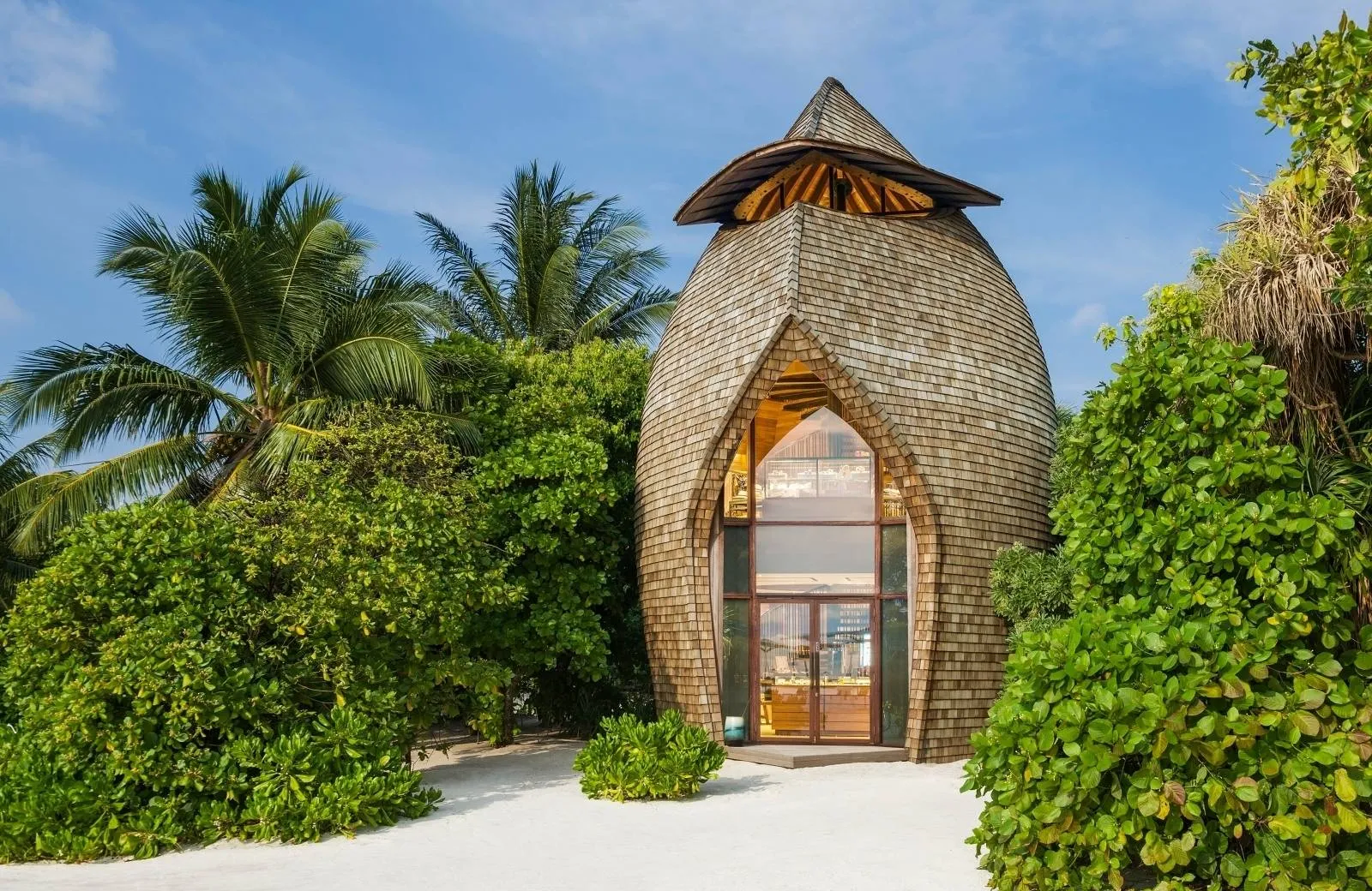 The St. Regis Maldives Vommuli Resort 5*