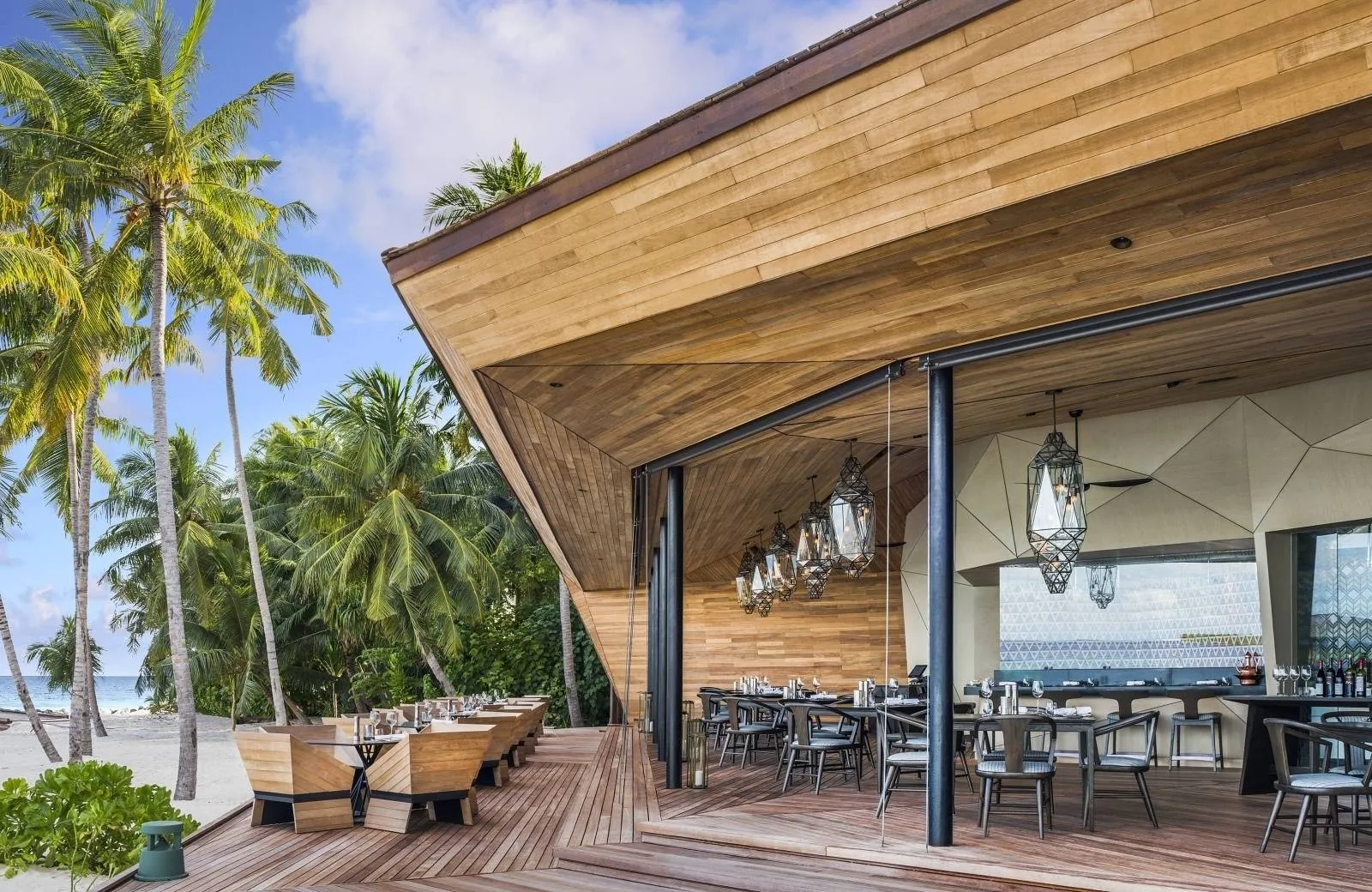 The St. Regis Maldives Vommuli Resort 5*