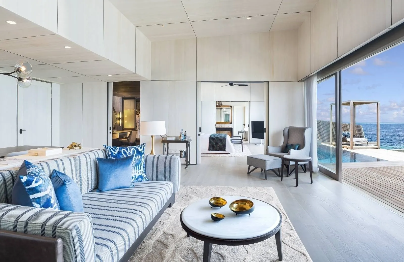 The St. Regis Maldives Vommuli Resort 5*