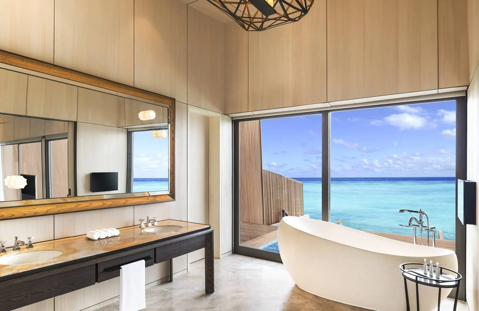 The St. Regis Maldives Vommuli Resort 5*