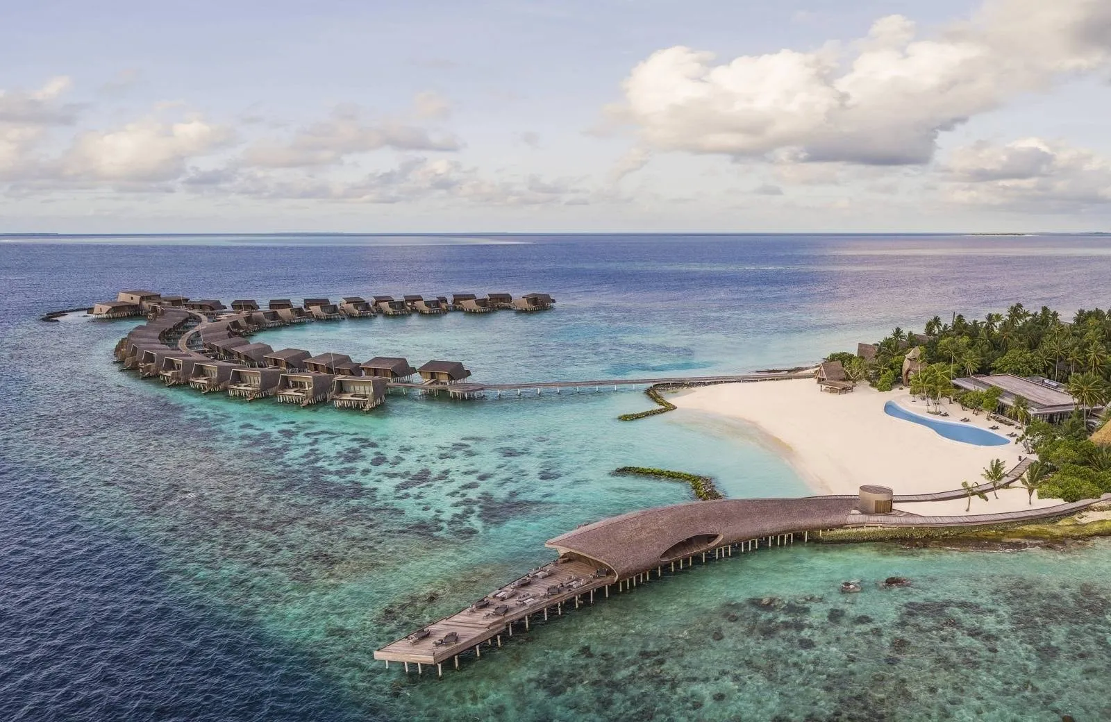 The St. Regis Maldives Vommuli Resort 5*